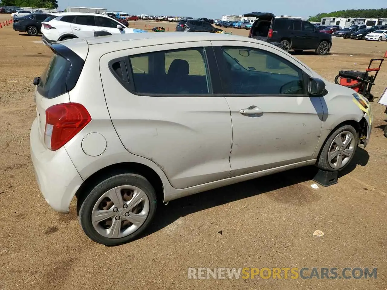 3 Фотография поврежденного автомобиля KL8CB6SA3KC818445 CHEVROLET SPARK 2019