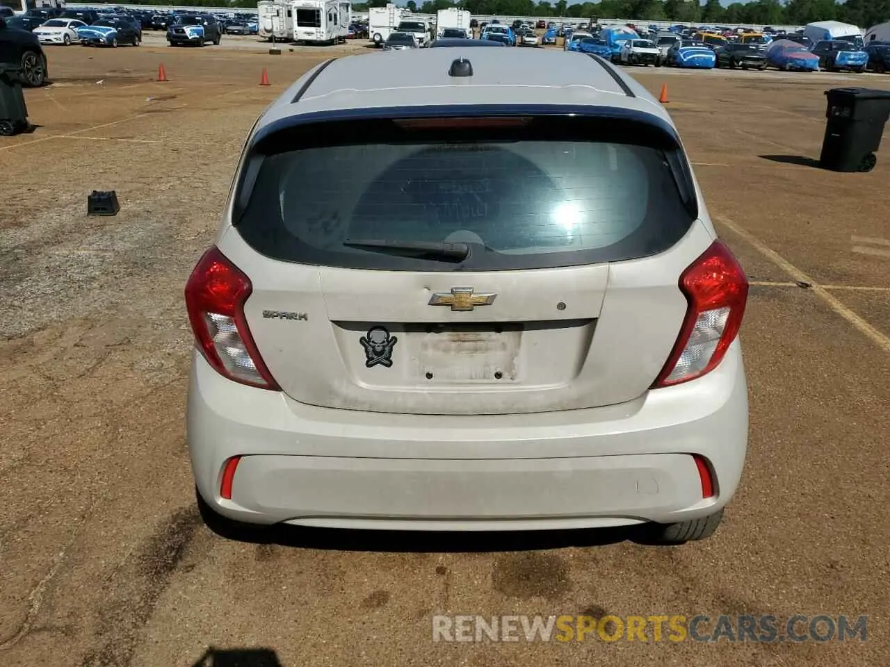 6 Фотография поврежденного автомобиля KL8CB6SA3KC818445 CHEVROLET SPARK 2019