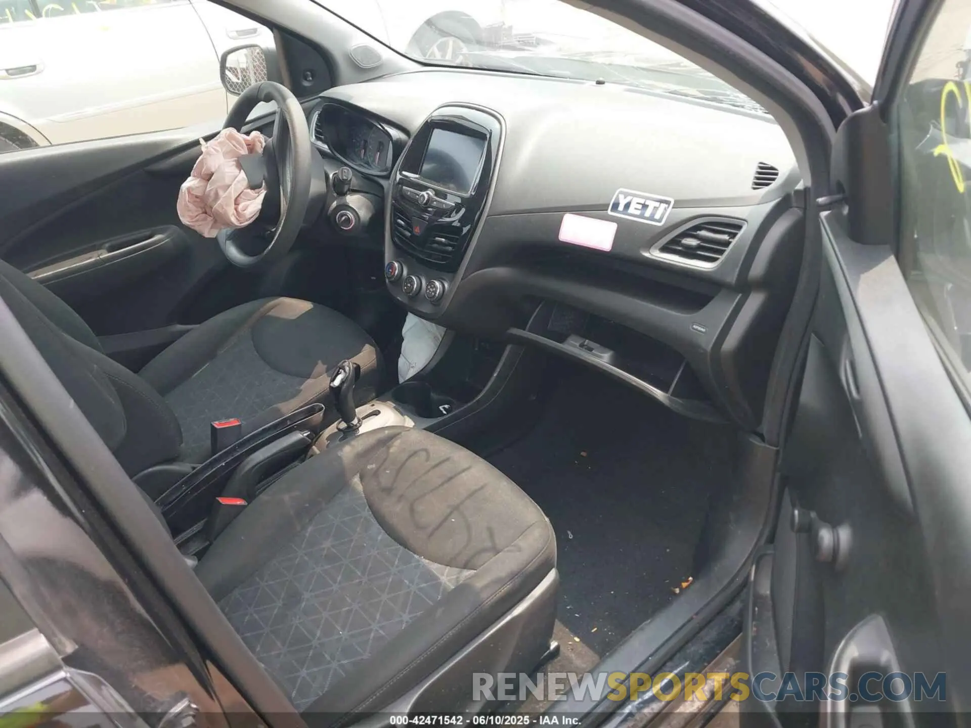 5 Photograph of a damaged car KL8CB6SA5KC815952 CHEVROLET SPARK 2019