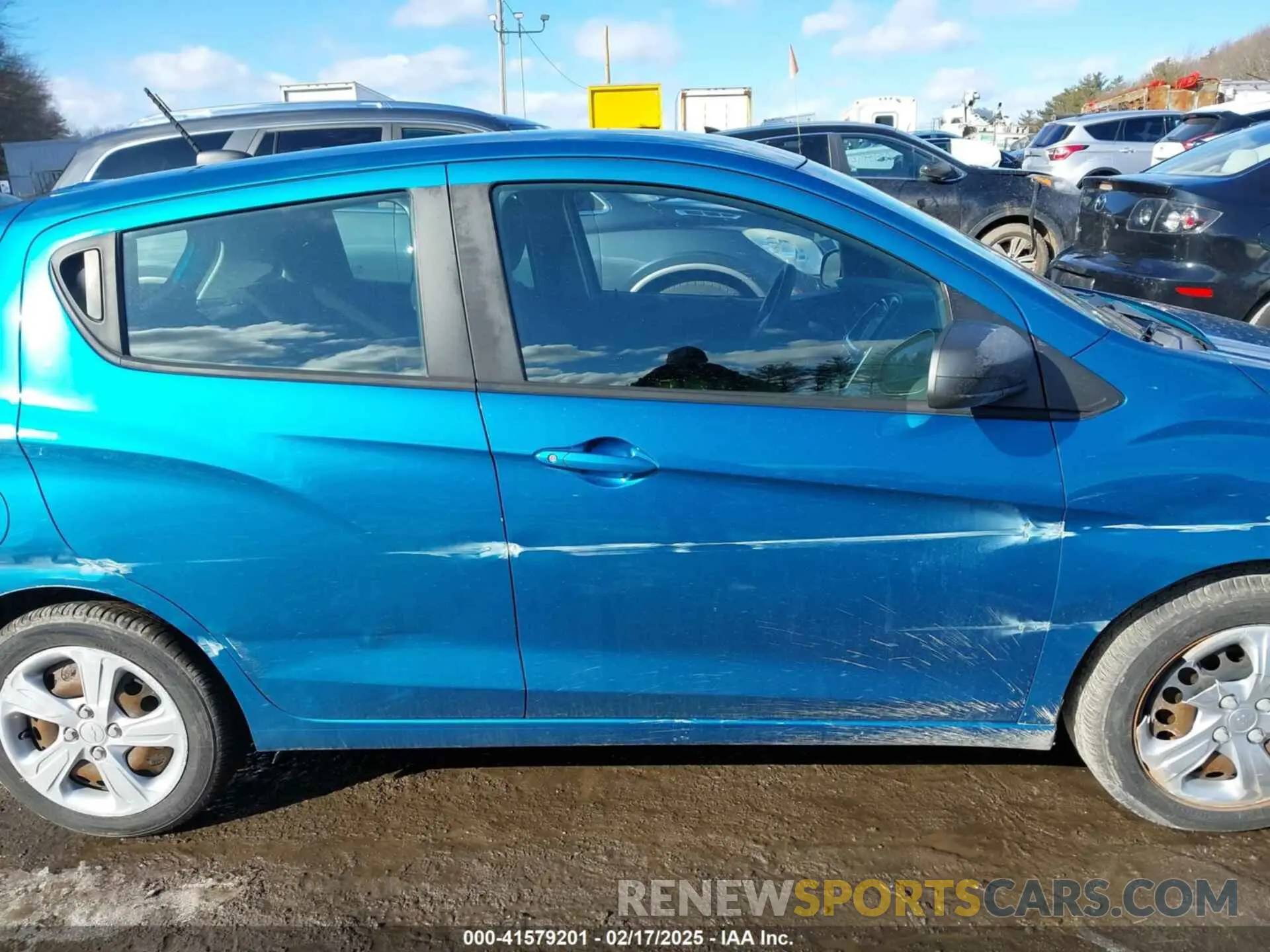 13 Фотография поврежденного автомобиля KL8CB6SA7KC804662 CHEVROLET SPARK 2019