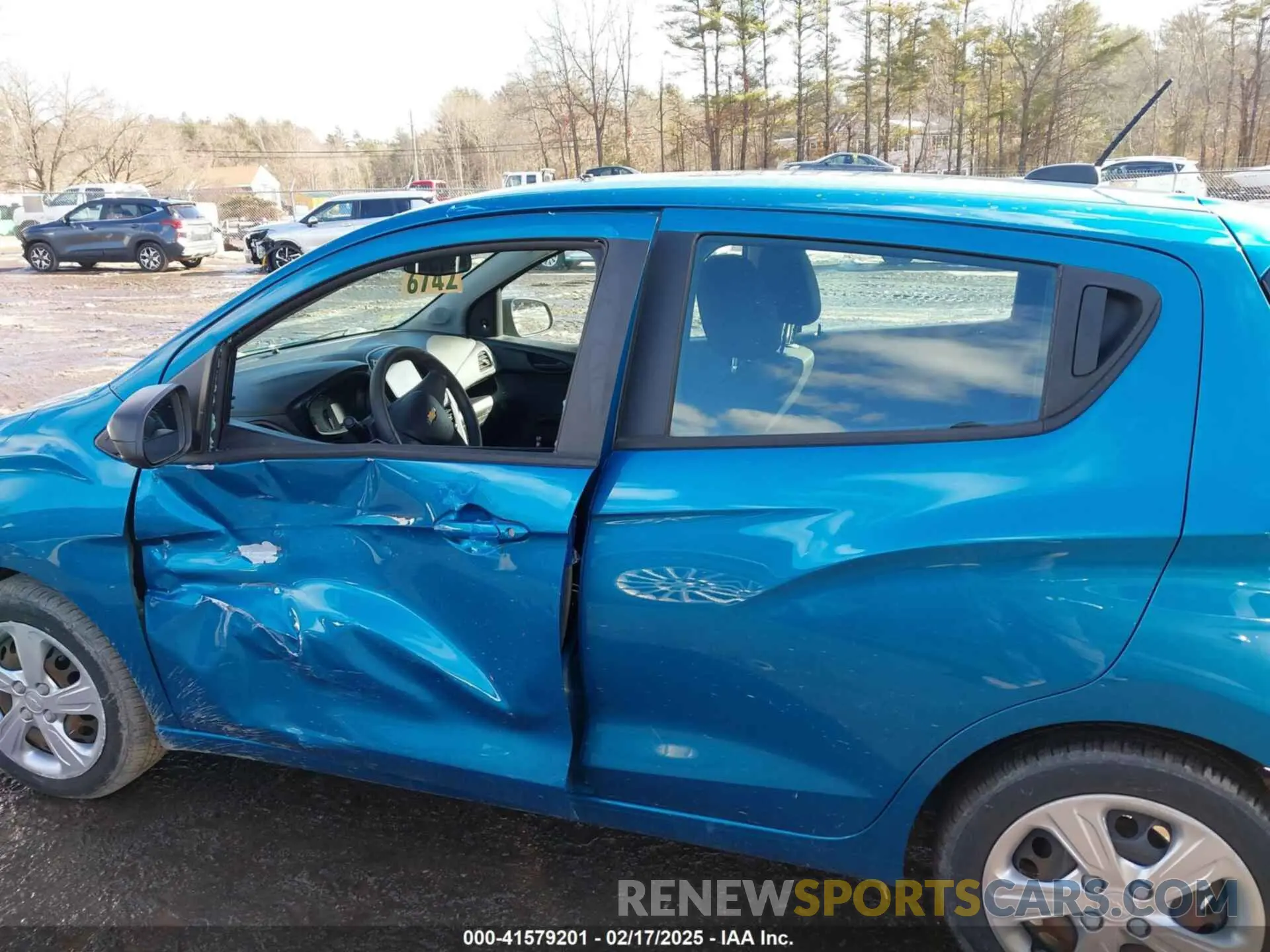 14 Фотография поврежденного автомобиля KL8CB6SA7KC804662 CHEVROLET SPARK 2019