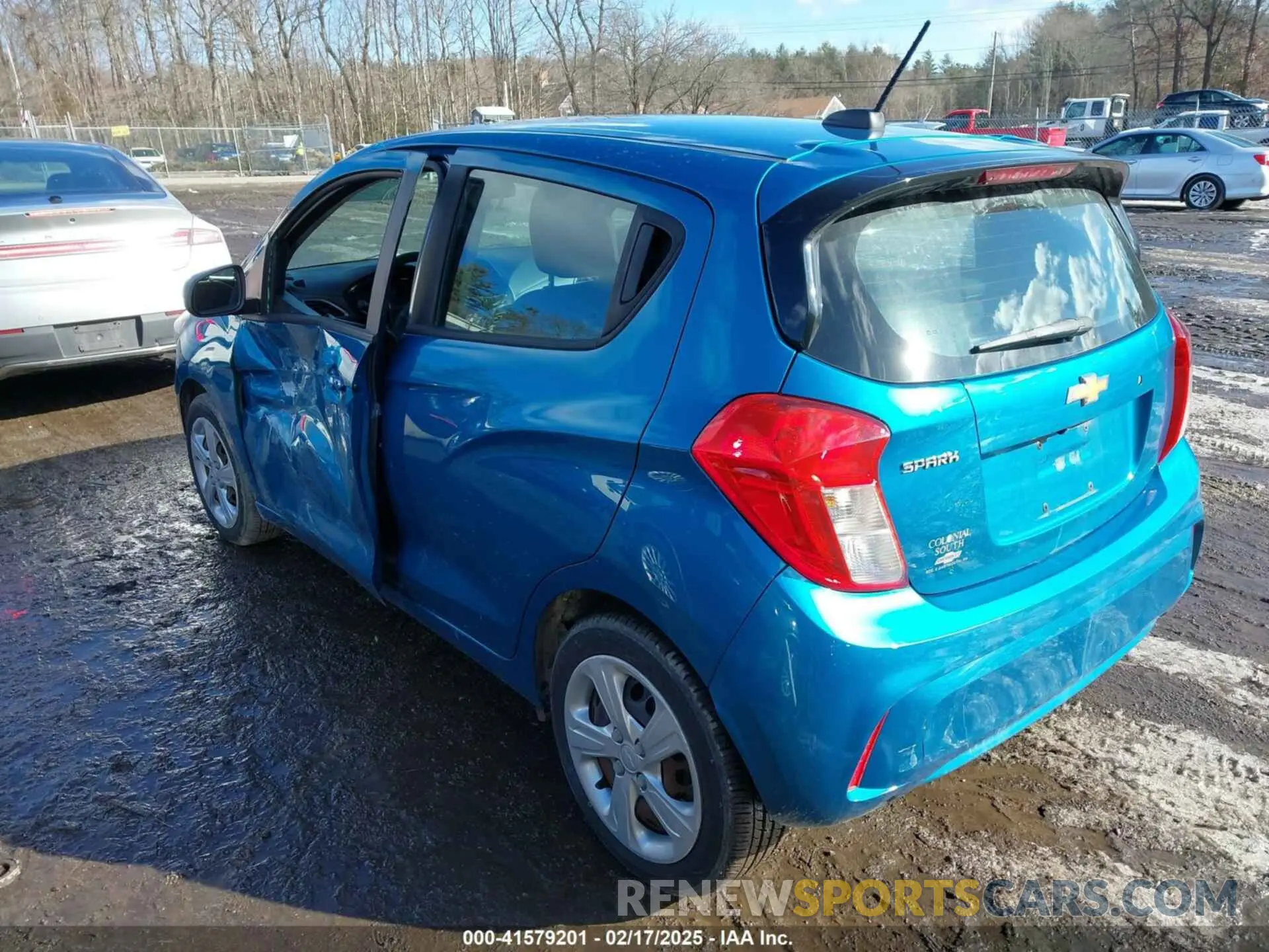 3 Фотография поврежденного автомобиля KL8CB6SA7KC804662 CHEVROLET SPARK 2019