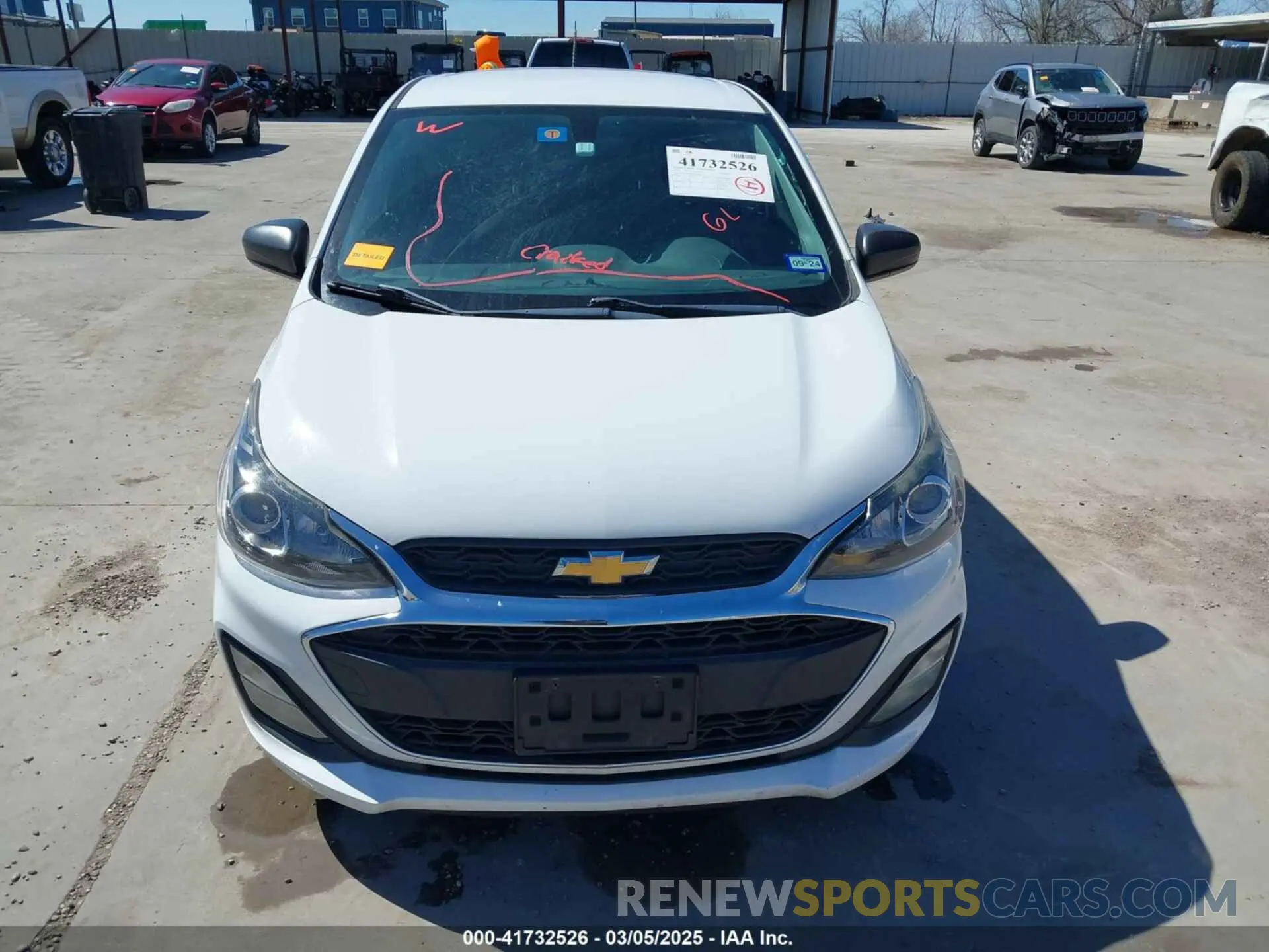 12 Фотография поврежденного автомобиля KL8CB6SA8KC729504 CHEVROLET SPARK 2019