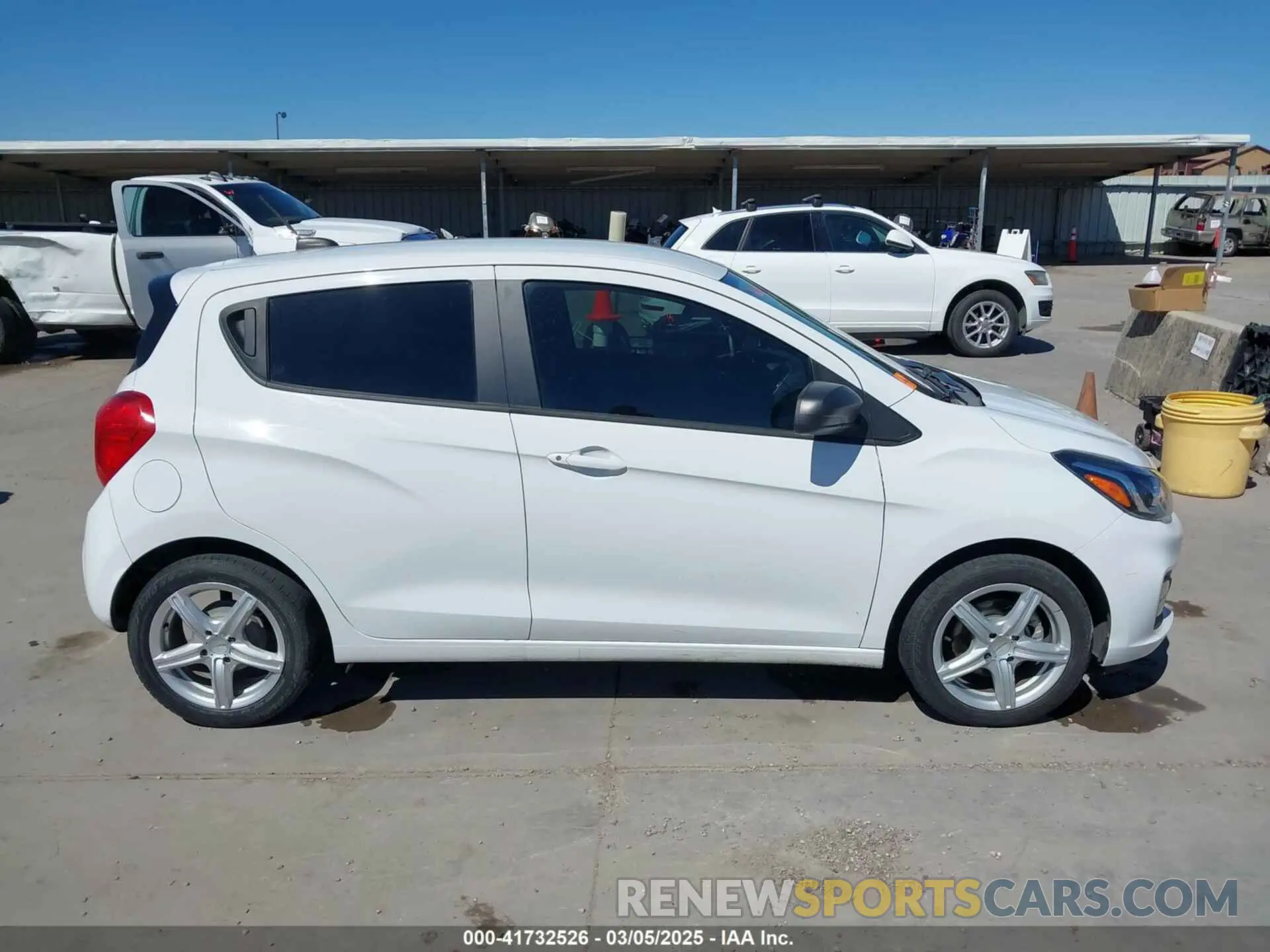 13 Фотография поврежденного автомобиля KL8CB6SA8KC729504 CHEVROLET SPARK 2019