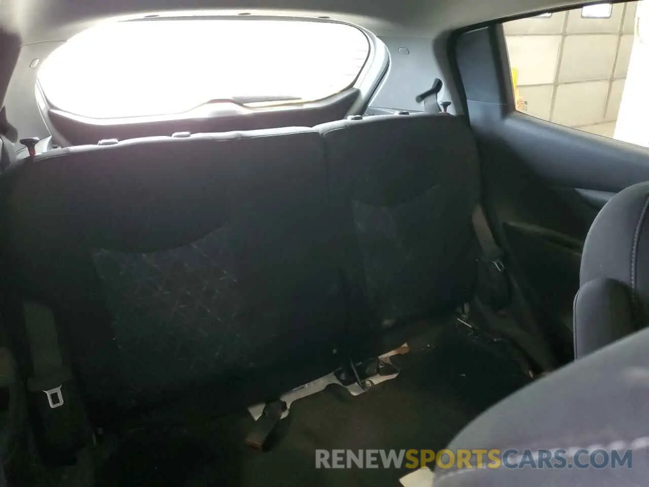 11 Фотография поврежденного автомобиля KL8CB6SA8KC764690 CHEVROLET SPARK 2019