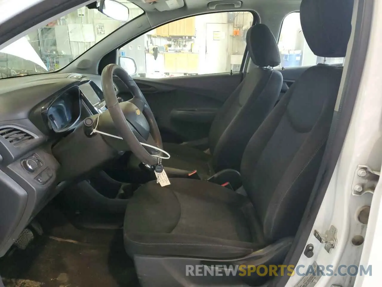7 Фотография поврежденного автомобиля KL8CB6SA8KC764690 CHEVROLET SPARK 2019