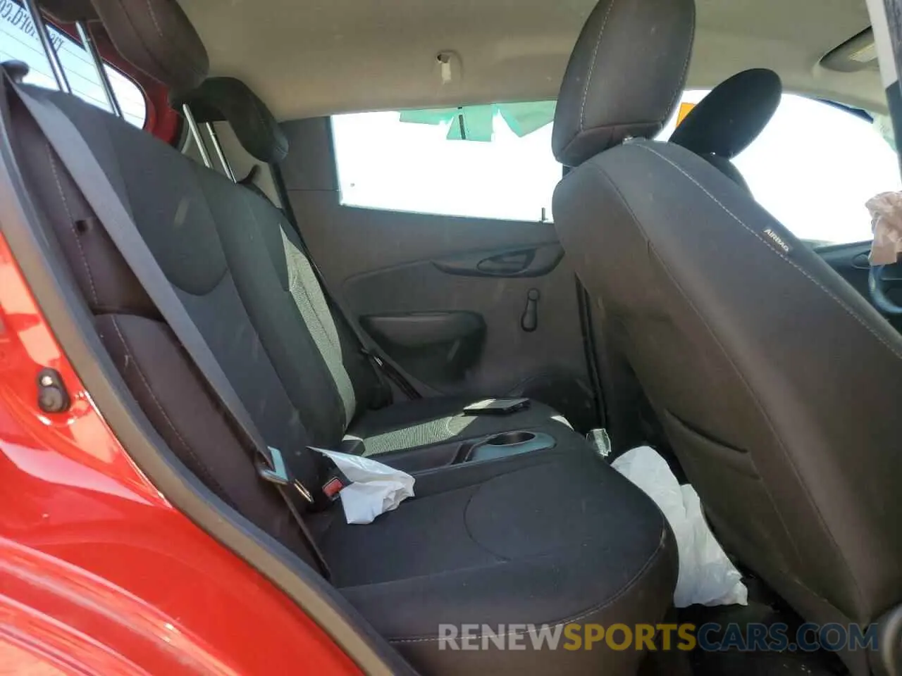 10 Photograph of a damaged car KL8CB6SA9KC809734 CHEVROLET SPARK 2019