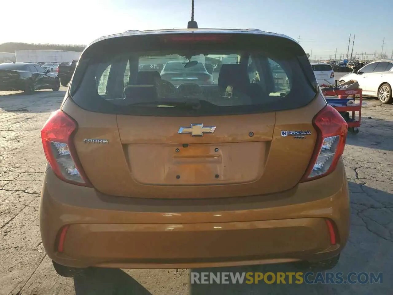6 Фотография поврежденного автомобиля KL8CB6SAXKC706841 CHEVROLET SPARK 2019