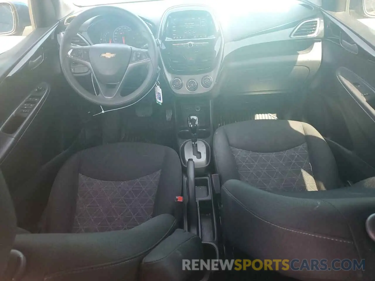 8 Photograph of a damaged car KL8CD6SA0KC722279 CHEVROLET SPARK 2019