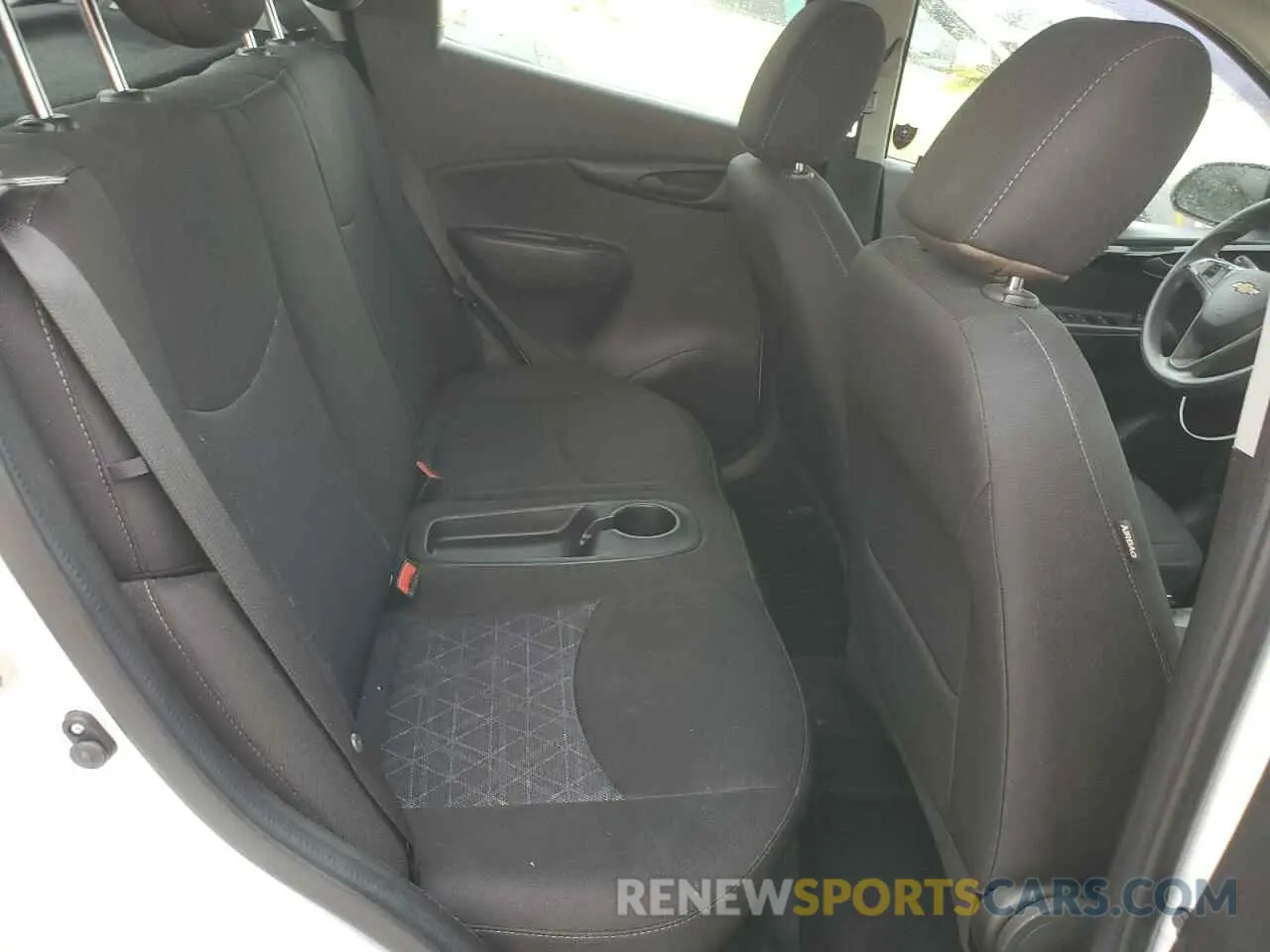10 Photograph of a damaged car KL8CD6SA0KC758165 CHEVROLET SPARK 2019