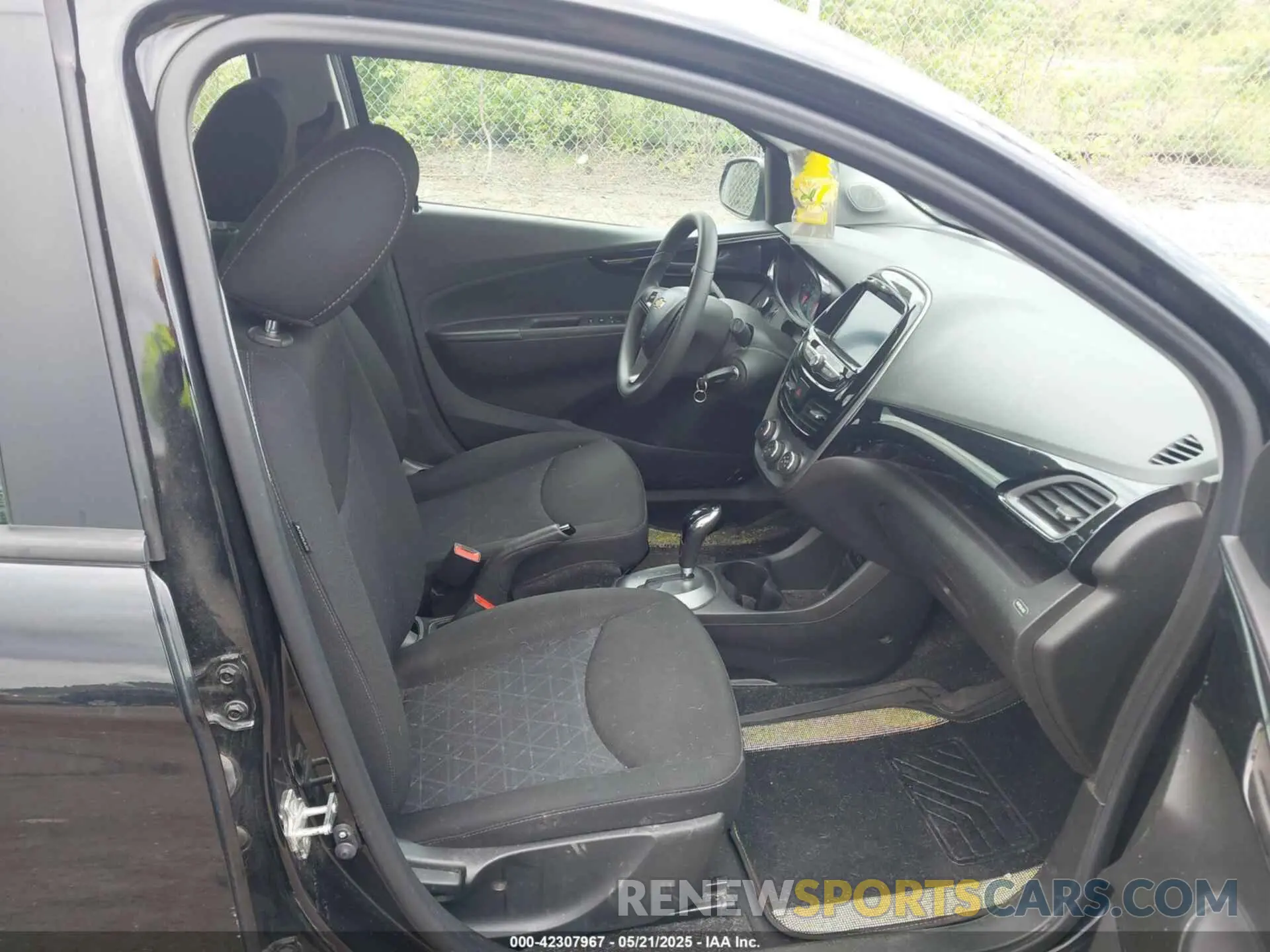 5 Фотография поврежденного автомобиля KL8CD6SA5KC700049 CHEVROLET SPARK 2019