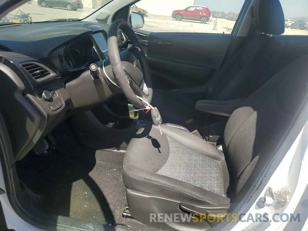7 Photograph of a damaged car KL8CD6SA5KC724691 CHEVROLET SPARK 2019
