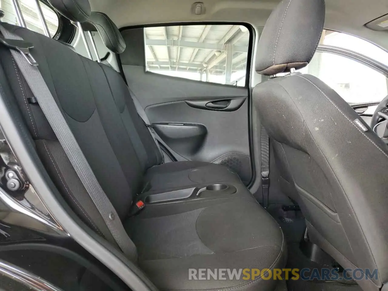 10 Фотография поврежденного автомобиля KL8CD6SA8KC748063 CHEVROLET SPARK 2019