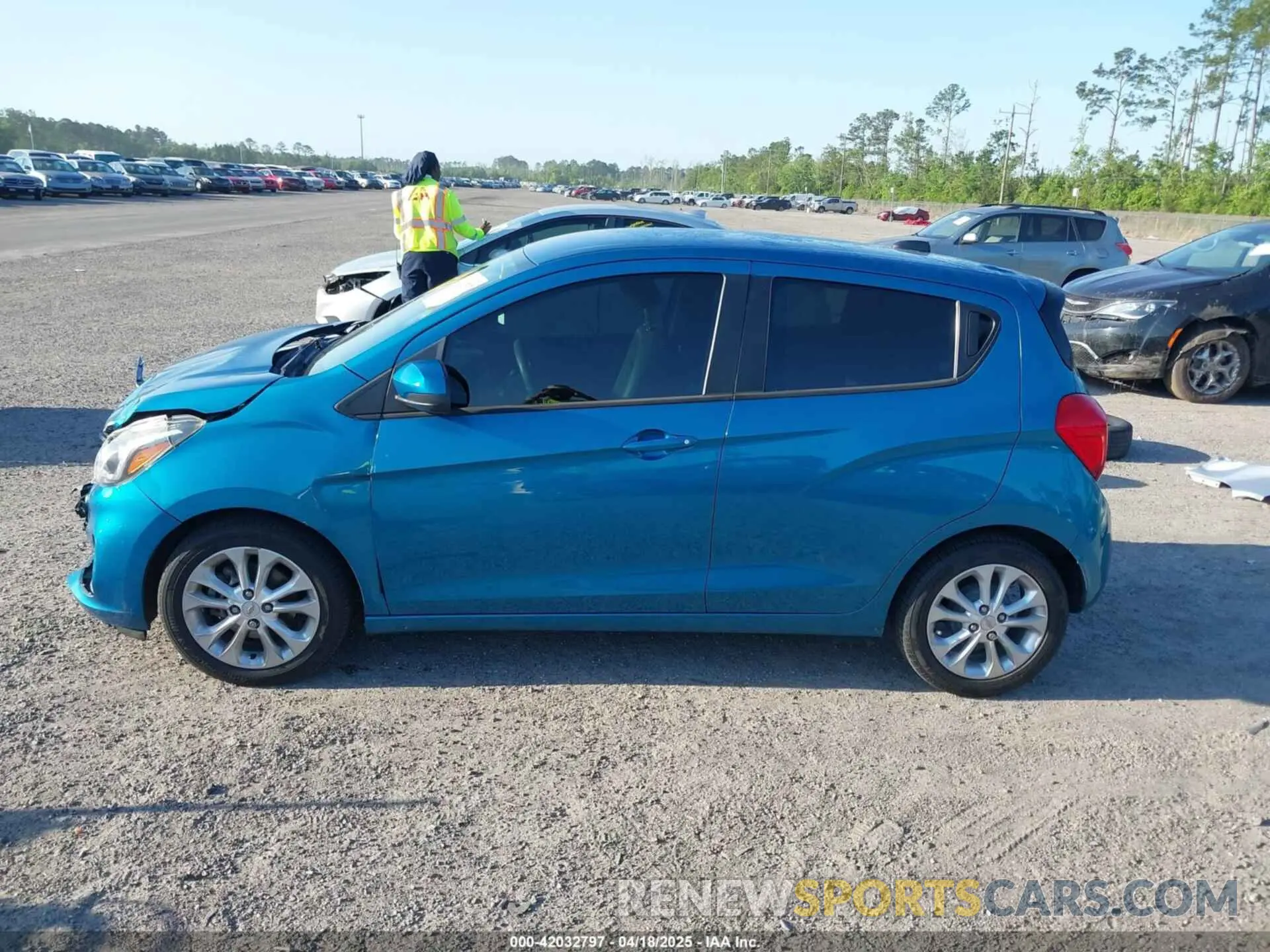 14 Photograph of a damaged car KL8CD6SA8KC765784 CHEVROLET SPARK 2019