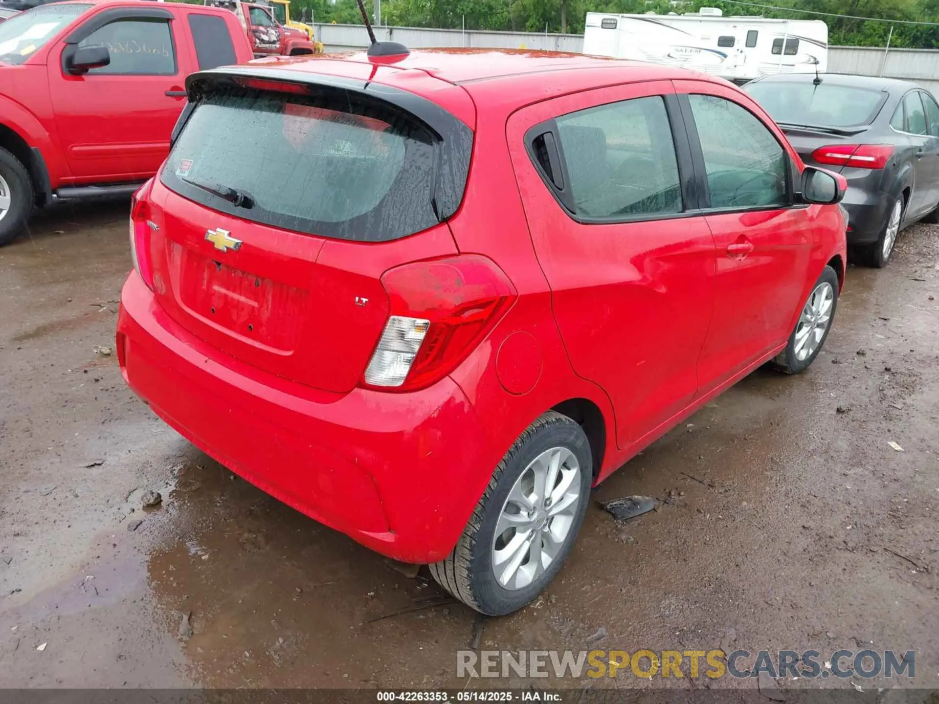 4 Photograph of a damaged car KL8CD6SA9KC728582 CHEVROLET SPARK 2019