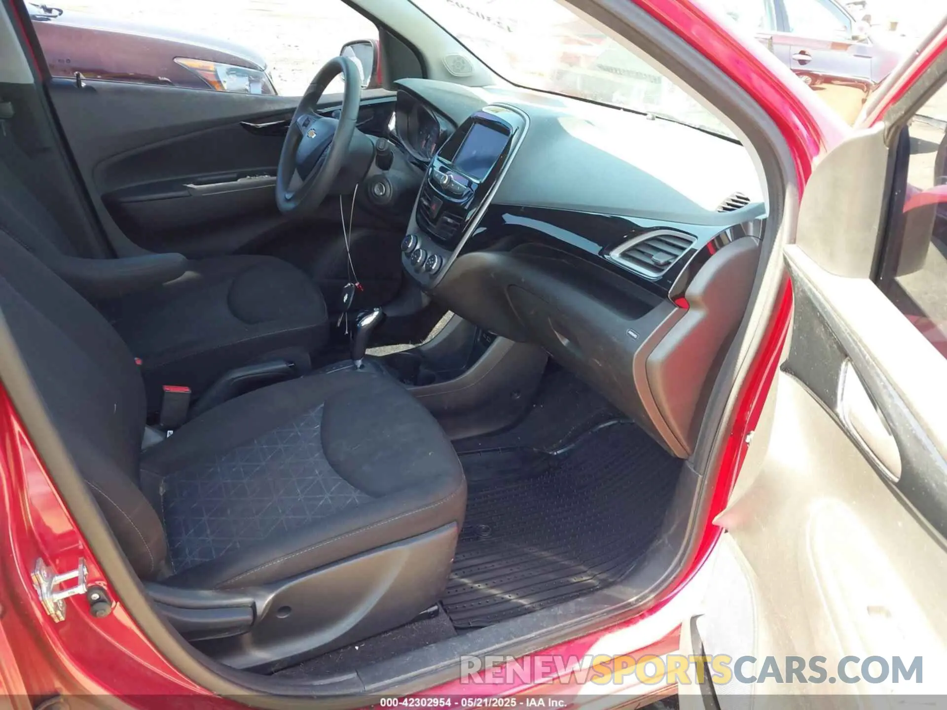 5 Фотография поврежденного автомобиля KL8CD6SA9KC751733 CHEVROLET SPARK 2019