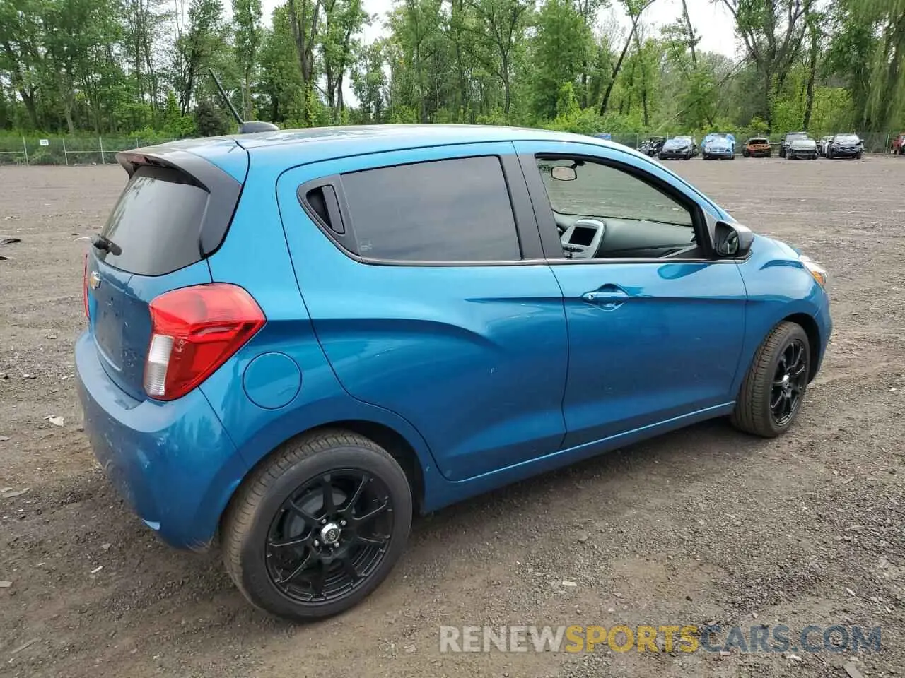 3 Photograph of a damaged car KL8CB6SA0LC417890 CHEVROLET SPARK 2020