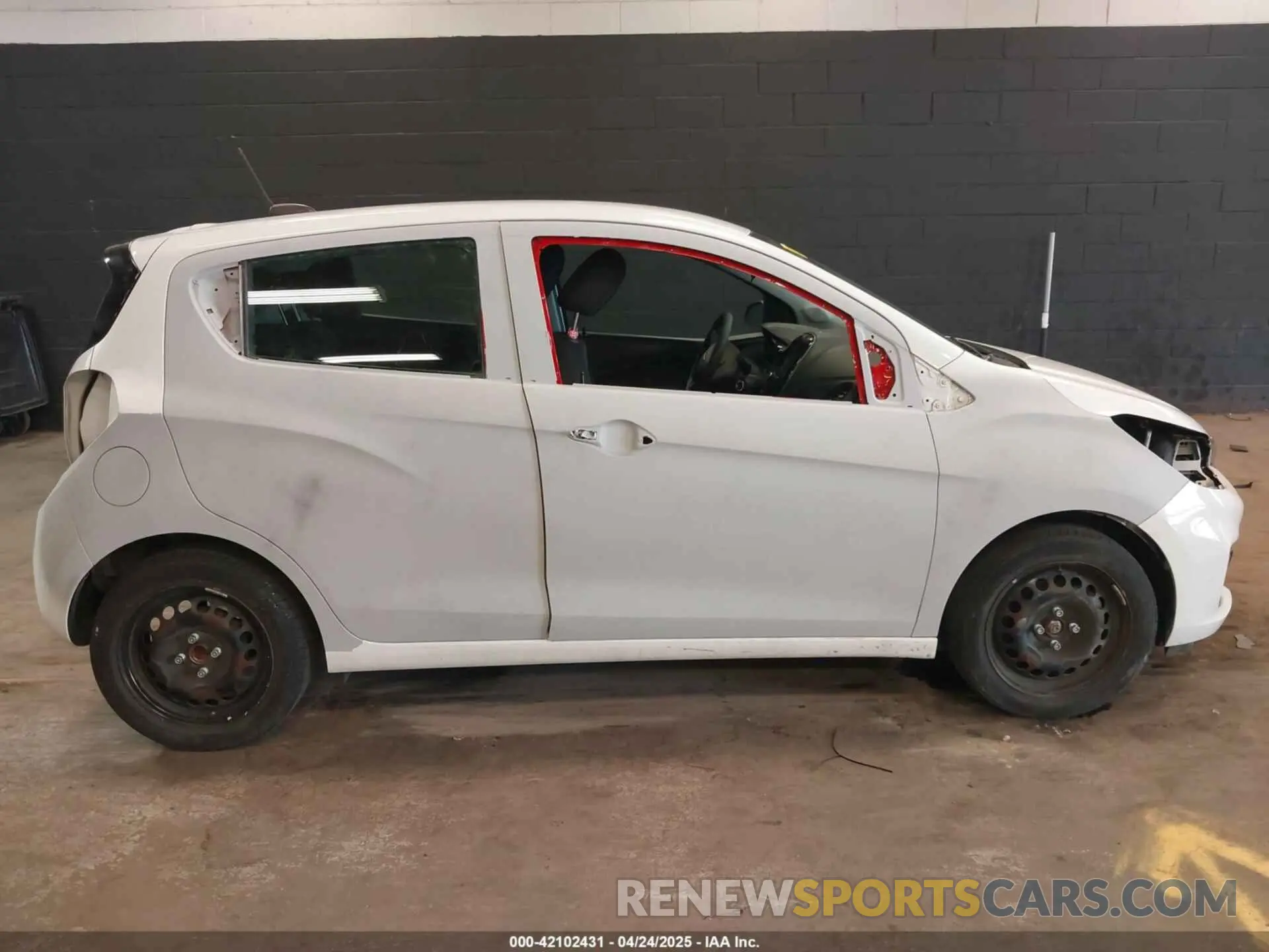 14 Photograph of a damaged car KL8CB6SA0LC423561 CHEVROLET SPARK 2020