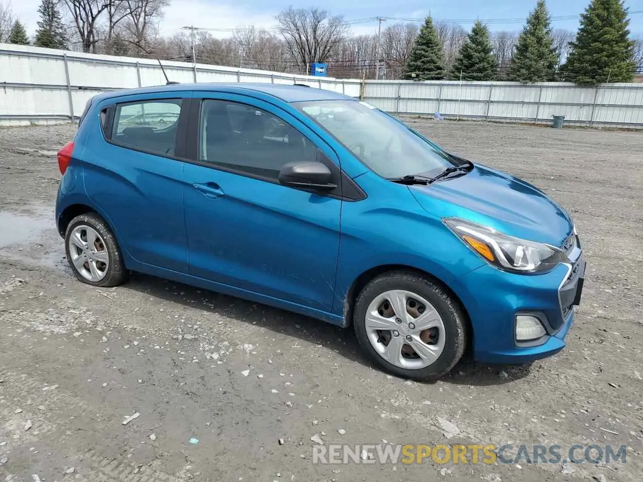 4 Photograph of a damaged car KL8CB6SA1LC413203 CHEVROLET SPARK 2020
