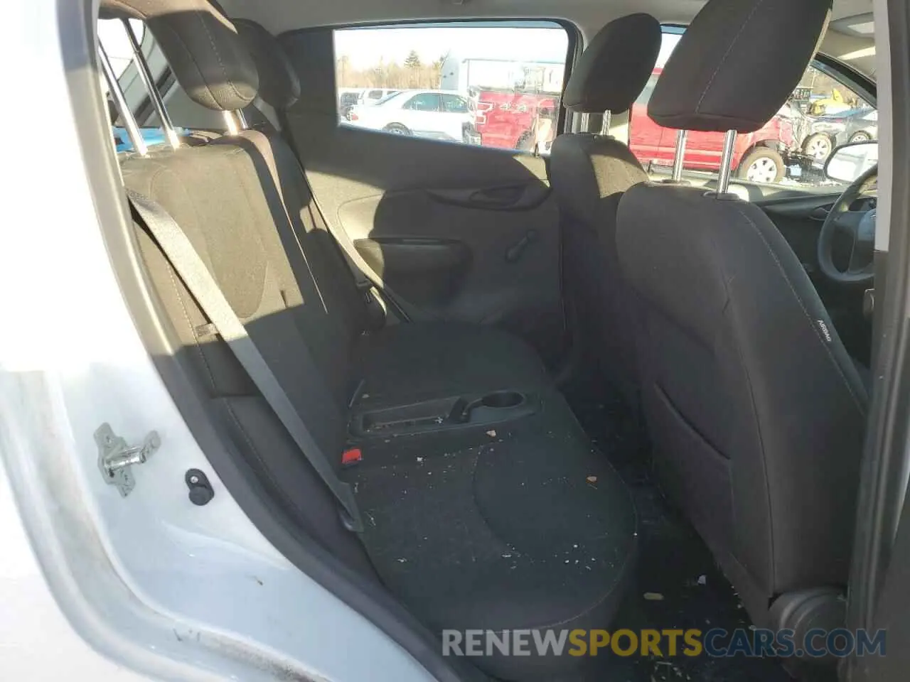10 Фотография поврежденного автомобиля KL8CB6SA1LC420619 CHEVROLET SPARK 2020