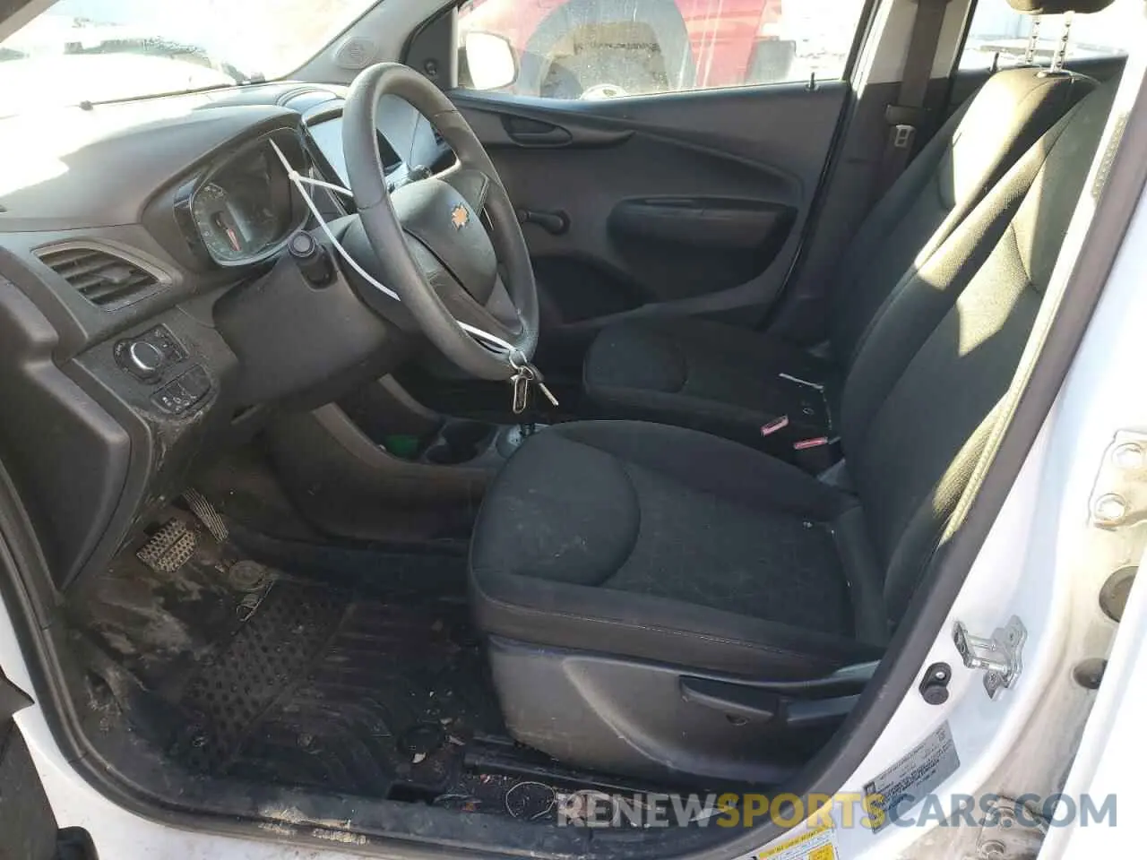 7 Фотография поврежденного автомобиля KL8CB6SA1LC420619 CHEVROLET SPARK 2020