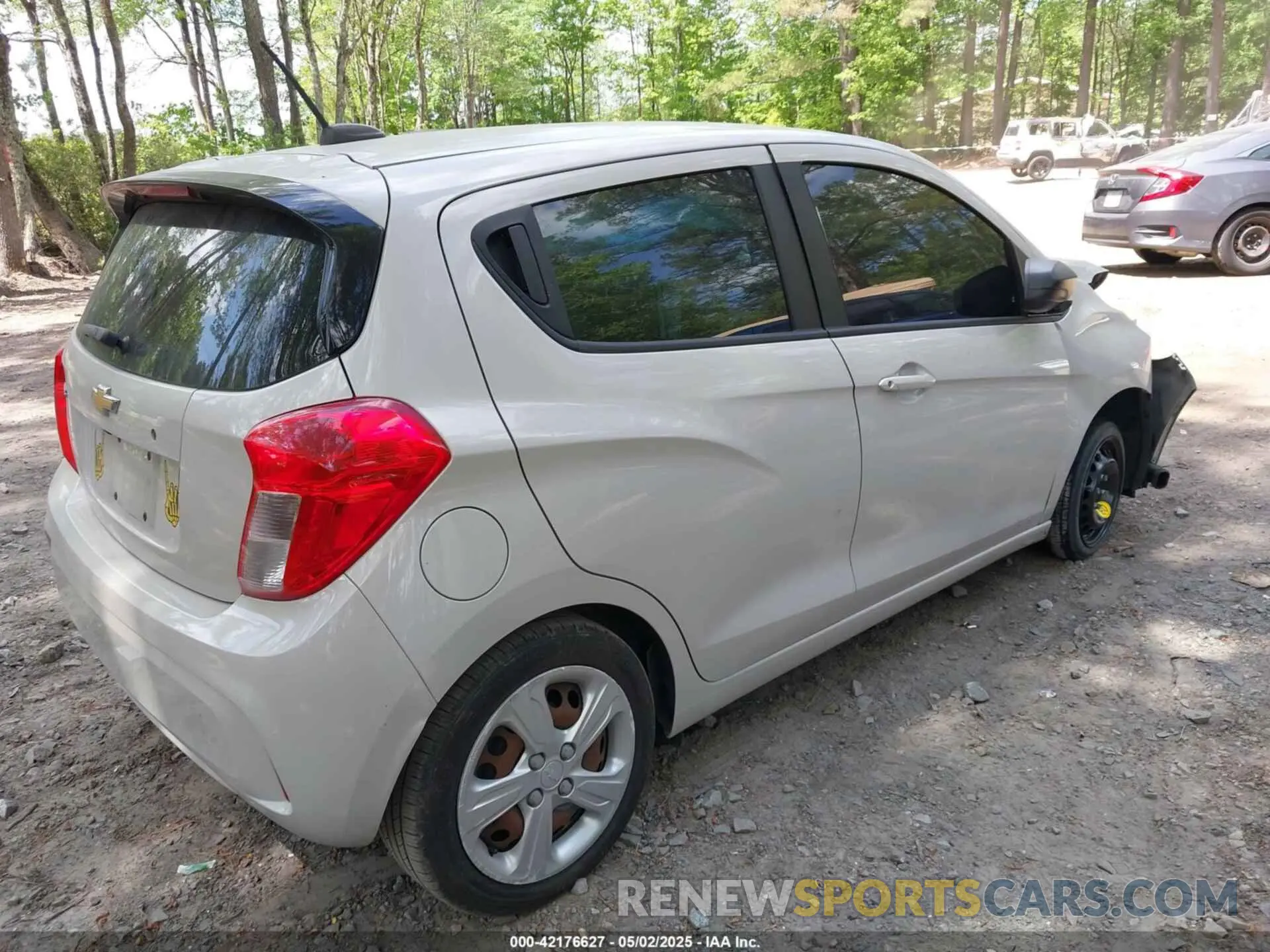 4 Photograph of a damaged car KL8CB6SA2LC408866 CHEVROLET SPARK 2020