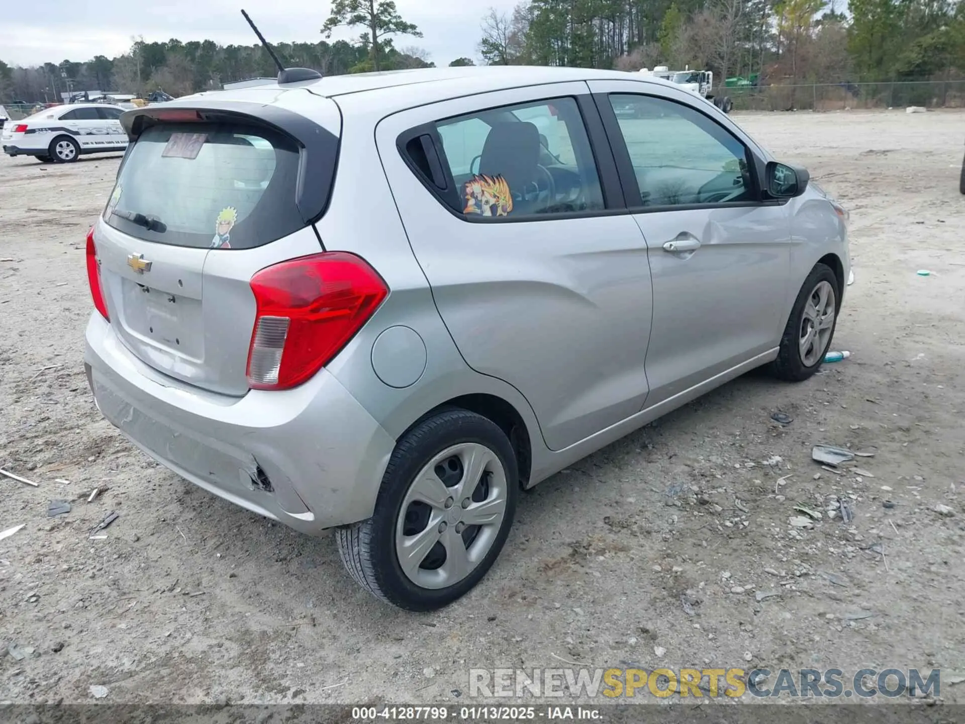 4 Фотография поврежденного автомобиля KL8CB6SA2LC413324 CHEVROLET SPARK 2020