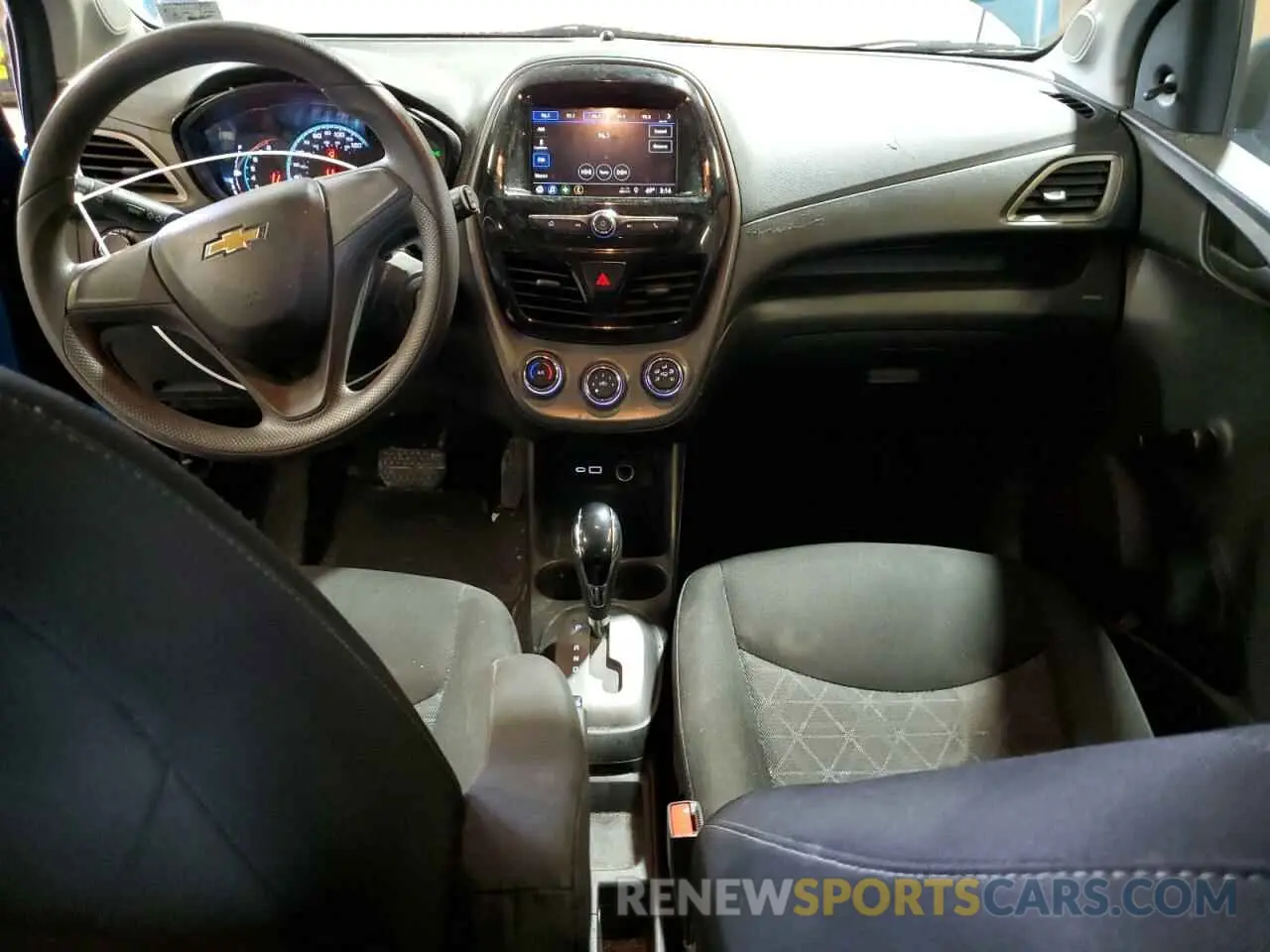 8 Фотография поврежденного автомобиля KL8CB6SA2LC446341 CHEVROLET SPARK 2020