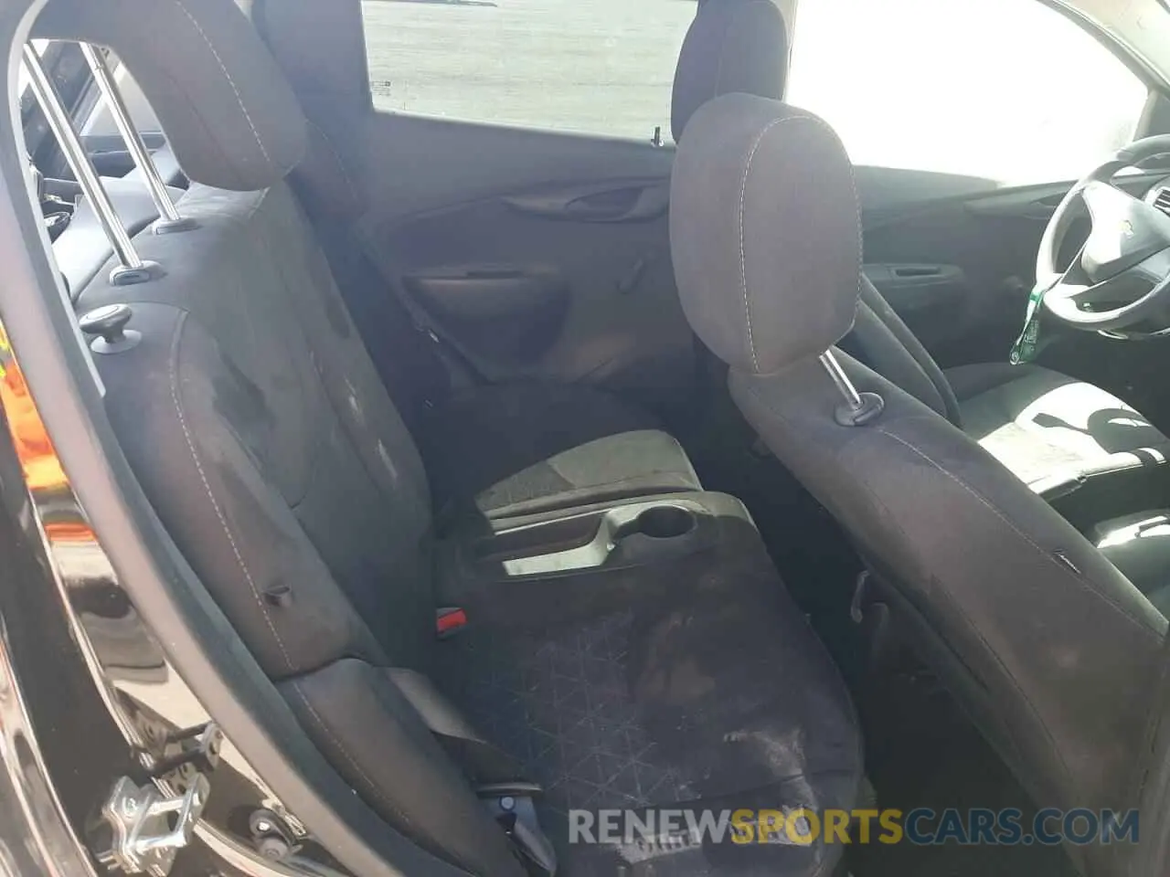 10 Фотография поврежденного автомобиля KL8CB6SA2LC481476 CHEVROLET SPARK 2020