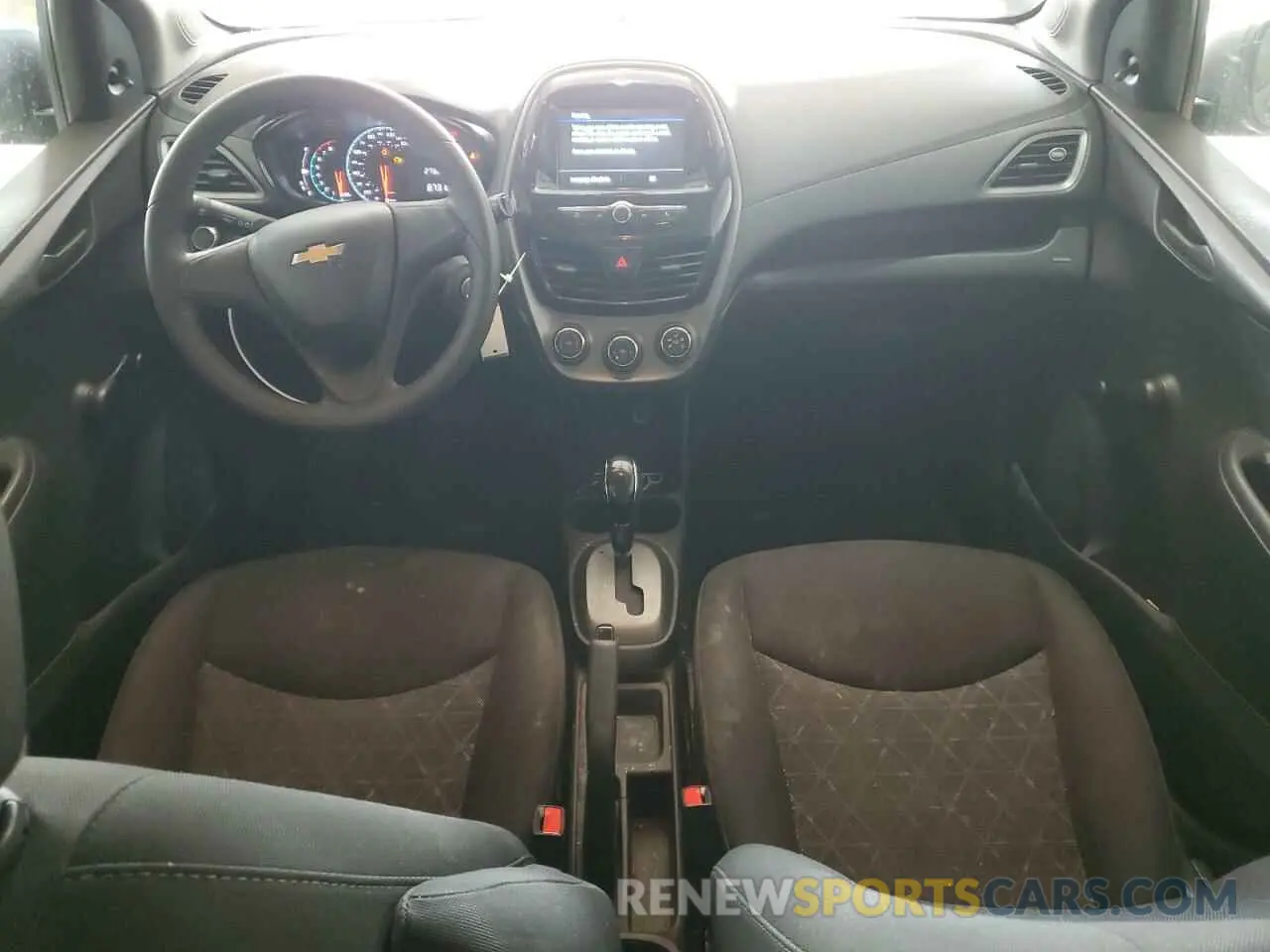 8 Photograph of a damaged car KL8CB6SA3LC462774 CHEVROLET SPARK 2020