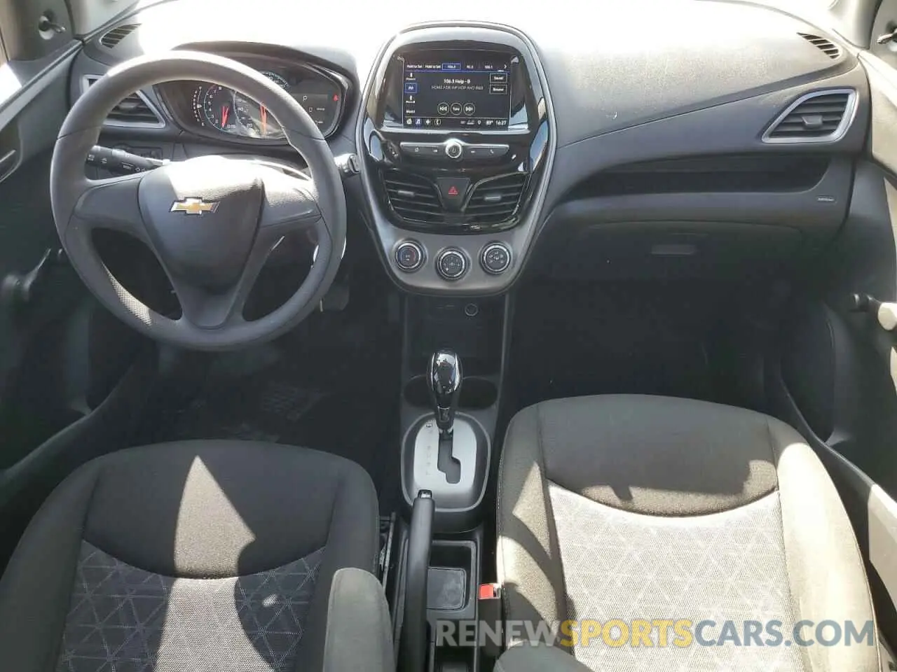 8 Photograph of a damaged car KL8CB6SA3LC474164 CHEVROLET SPARK 2020