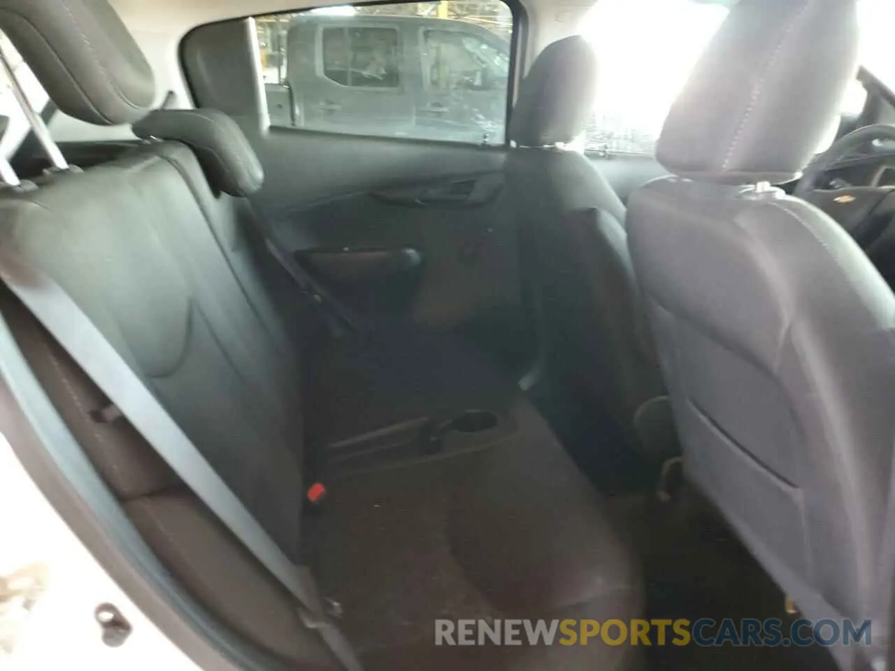 10 Фотография поврежденного автомобиля KL8CB6SA3LC474326 CHEVROLET SPARK 2020