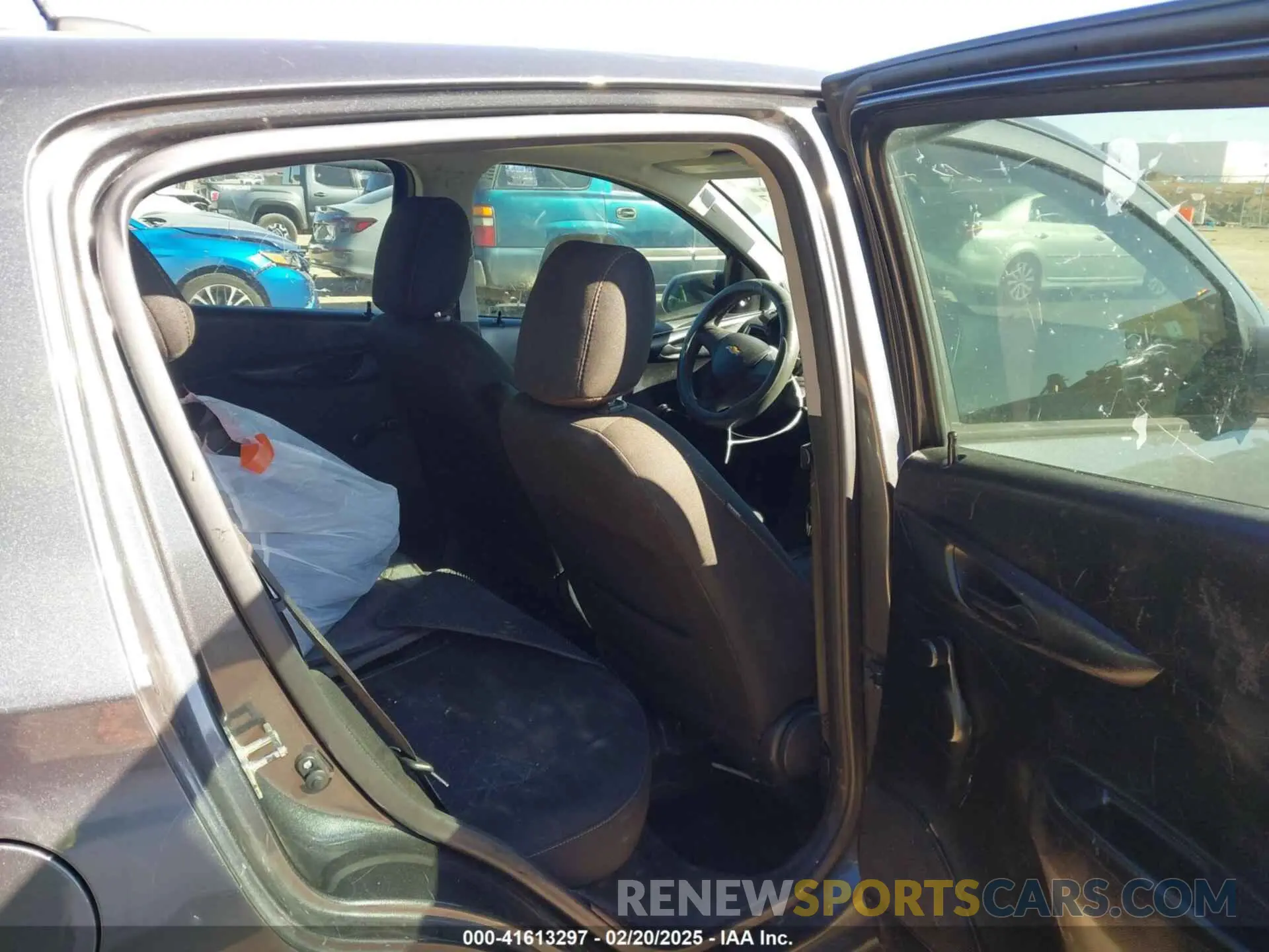 8 Фотография поврежденного автомобиля KL8CB6SA3LC474441 CHEVROLET SPARK 2020