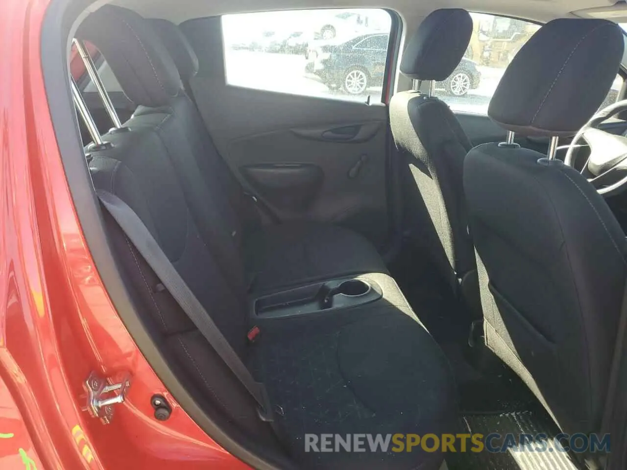 11 Фотография поврежденного автомобиля KL8CB6SA5LC400342 CHEVROLET SPARK 2020