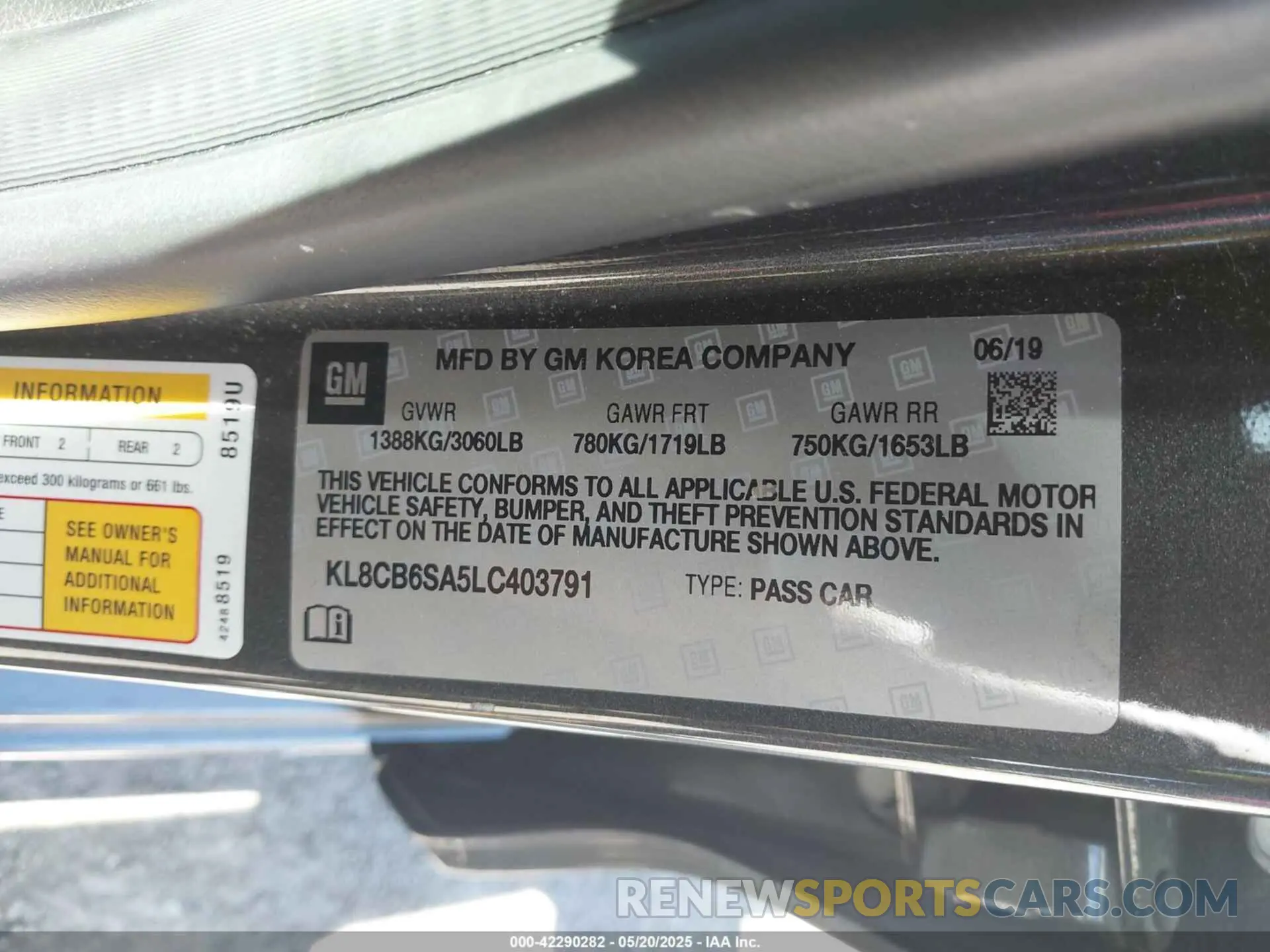 9 Photograph of a damaged car KL8CB6SA5LC403791 CHEVROLET SPARK 2020