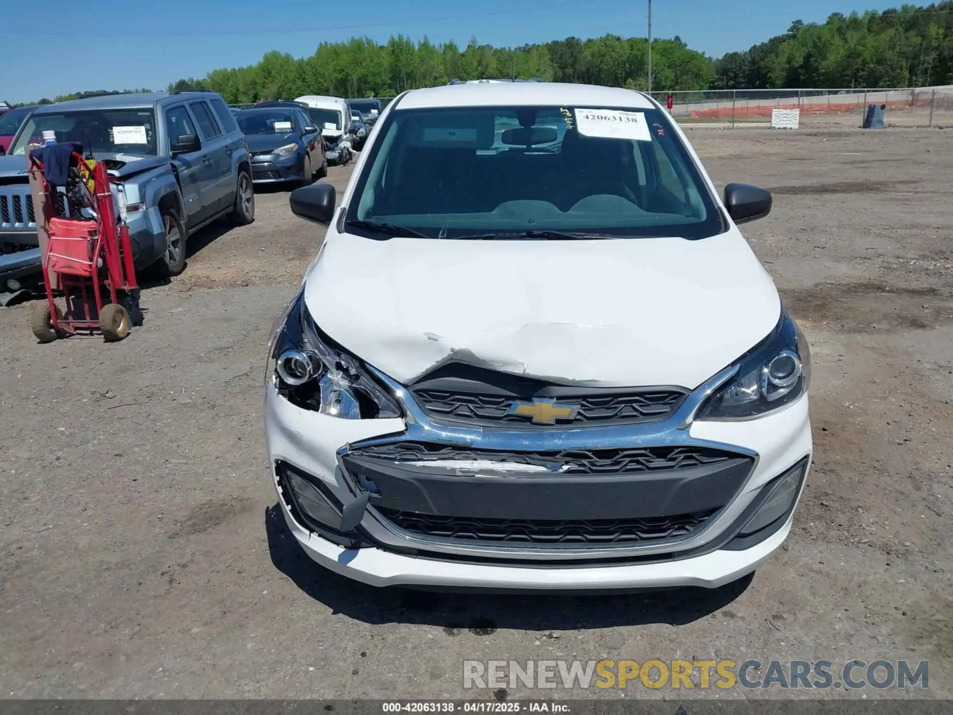 12 Фотография поврежденного автомобиля KL8CB6SA5LC474070 CHEVROLET SPARK 2020