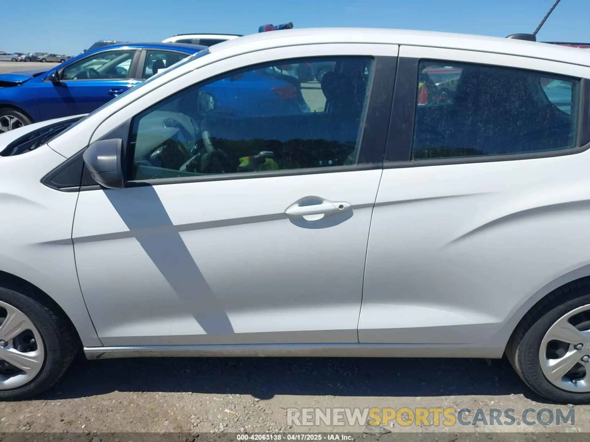 14 Фотография поврежденного автомобиля KL8CB6SA5LC474070 CHEVROLET SPARK 2020