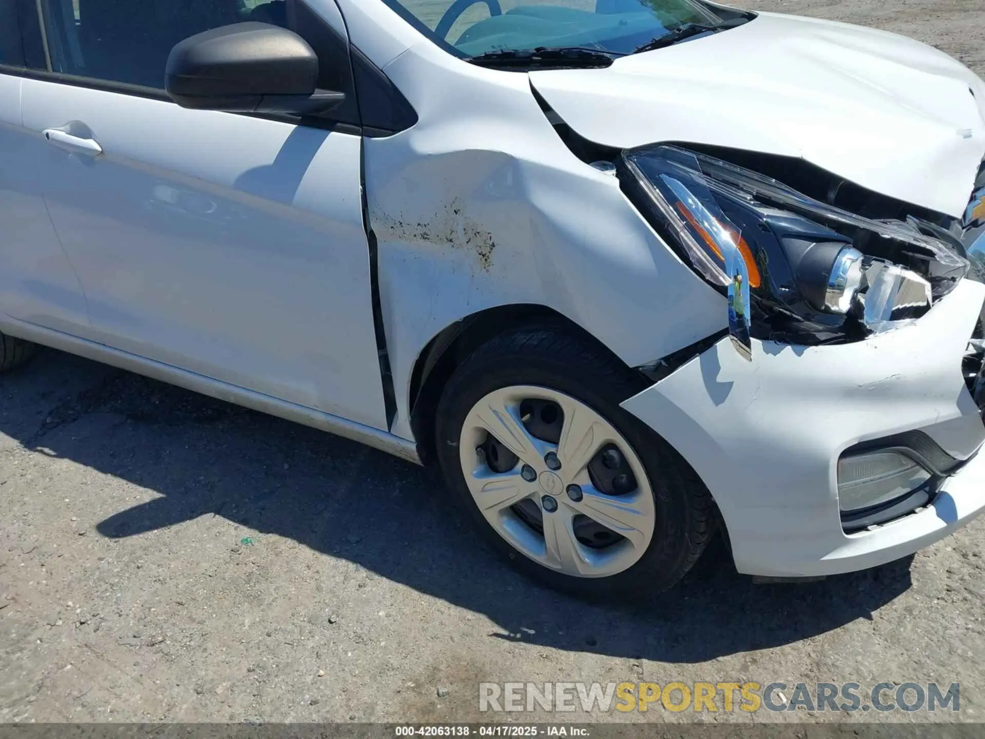 17 Фотография поврежденного автомобиля KL8CB6SA5LC474070 CHEVROLET SPARK 2020