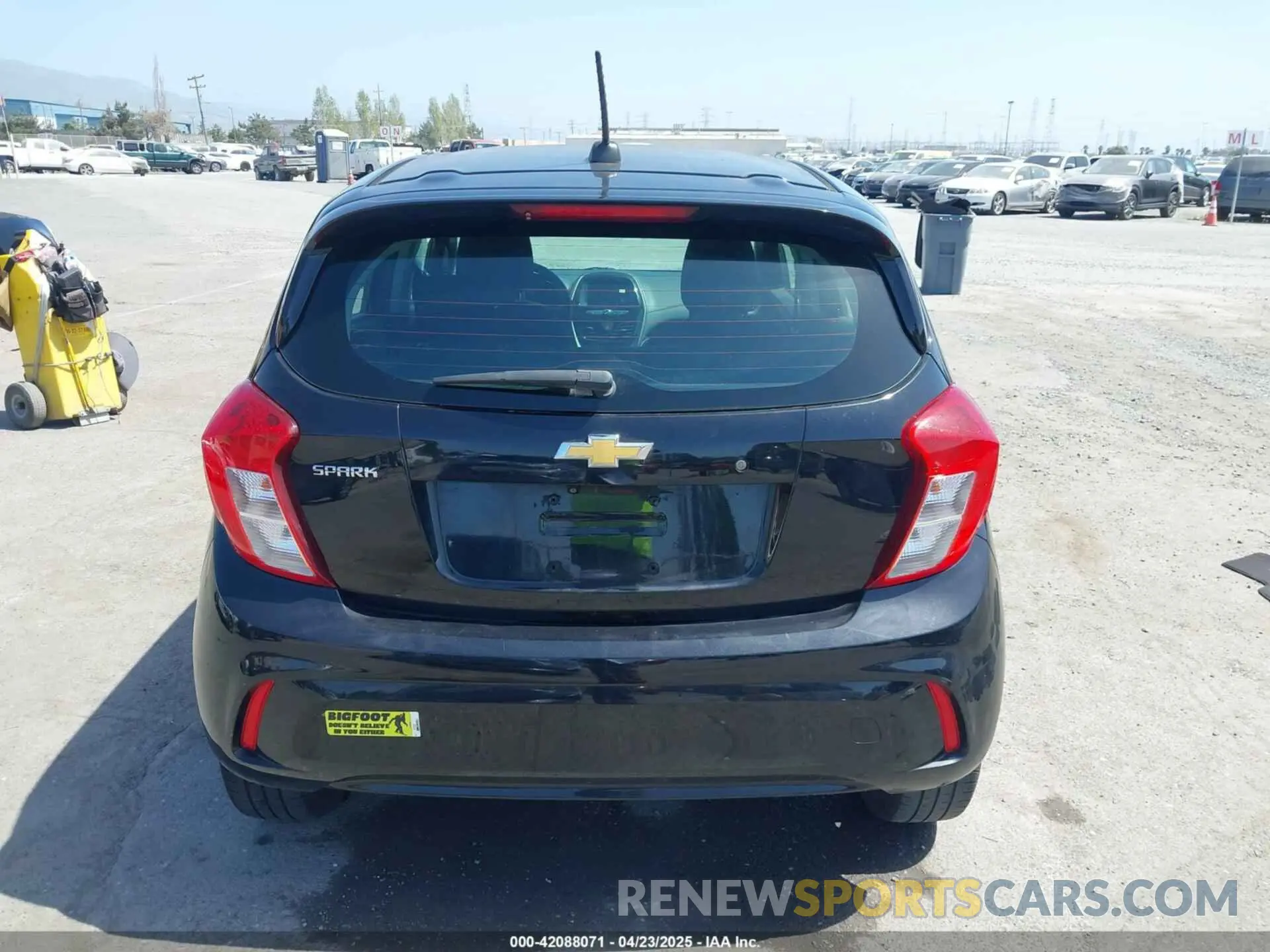 17 Photograph of a damaged car KL8CB6SA6LC428019 CHEVROLET SPARK 2020