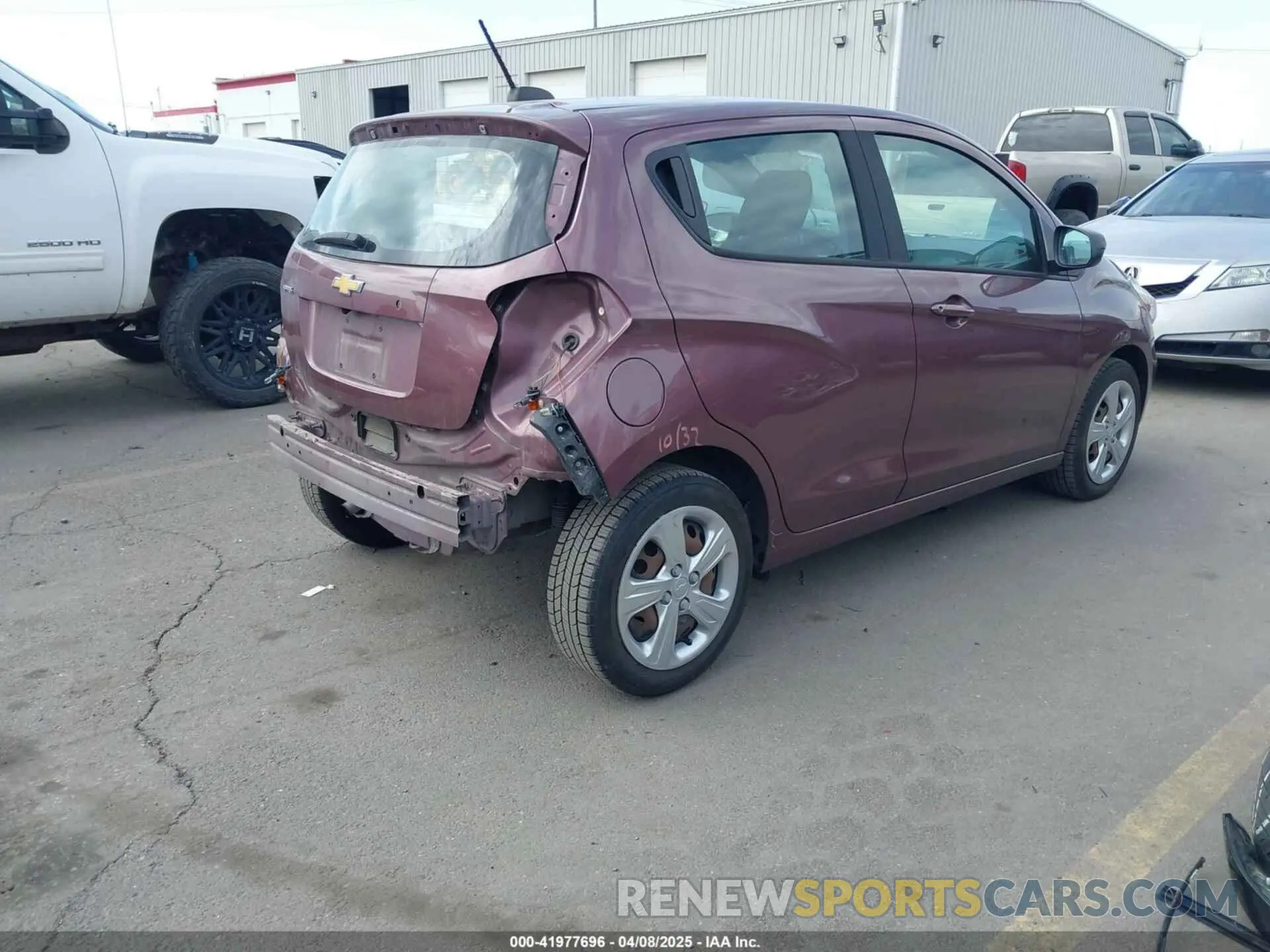 4 Photograph of a damaged car KL8CB6SA6LC450361 CHEVROLET SPARK 2020