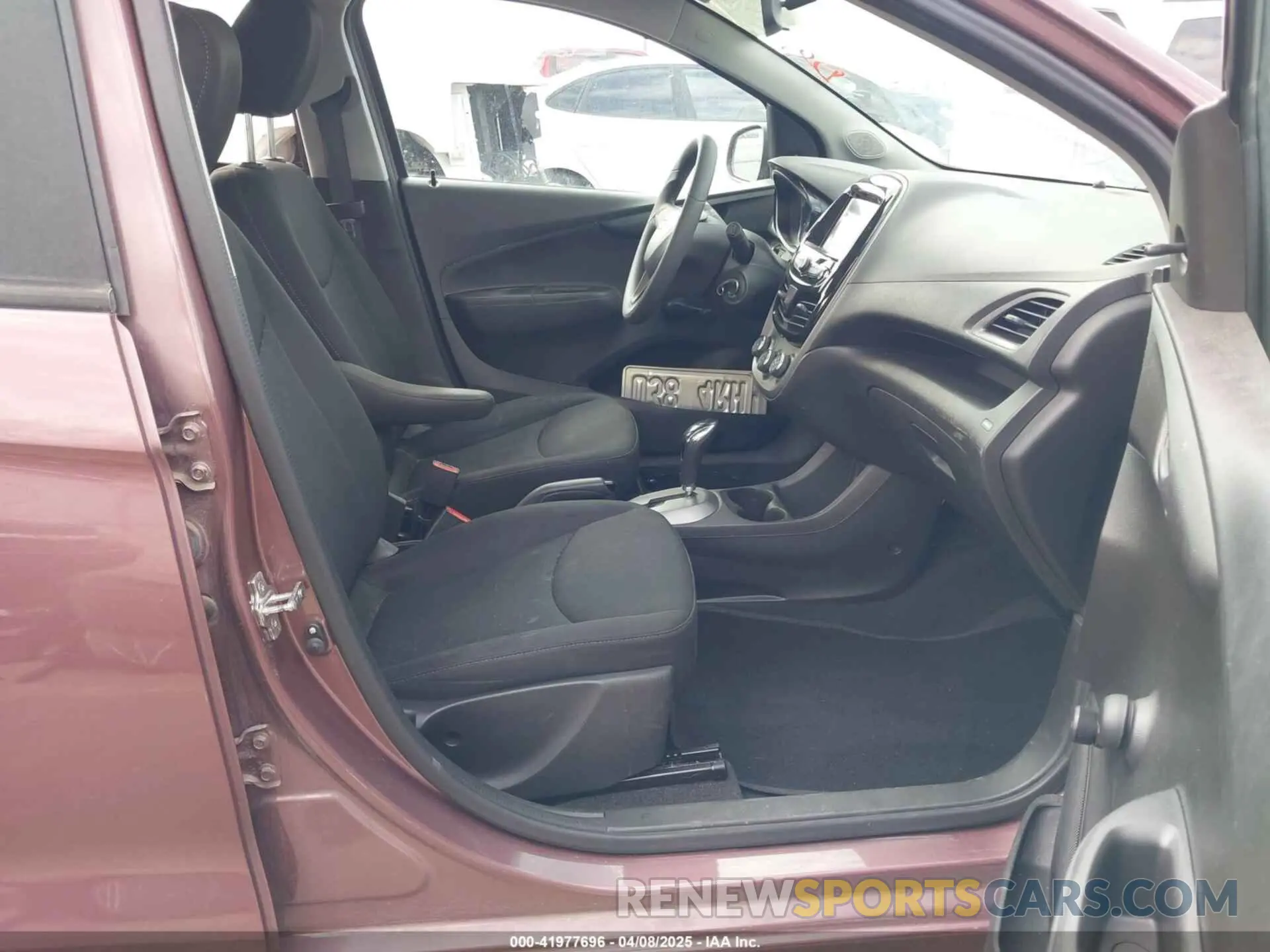 5 Photograph of a damaged car KL8CB6SA6LC450361 CHEVROLET SPARK 2020