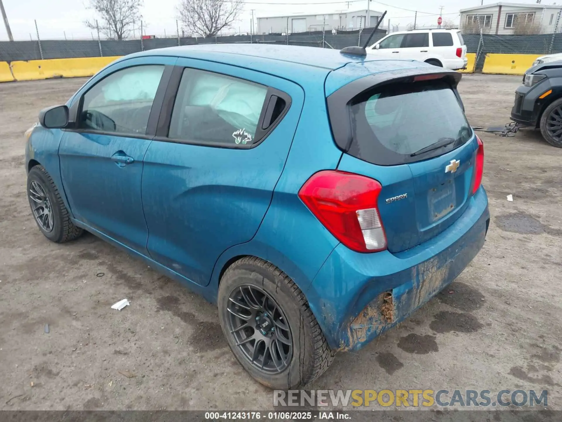 3 Photograph of a damaged car KL8CB6SA7LC456802 CHEVROLET SPARK 2020