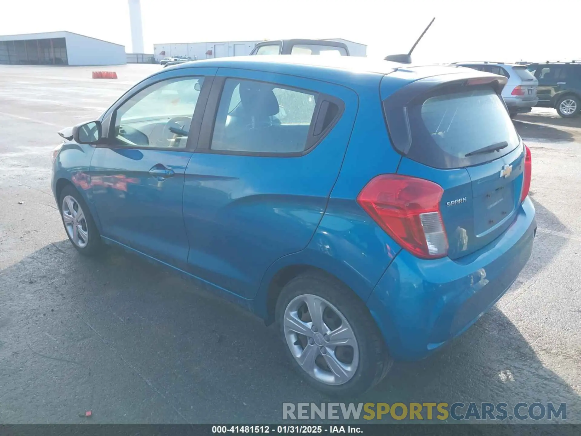 3 Фотография поврежденного автомобиля KL8CB6SA8LC404336 CHEVROLET SPARK 2020