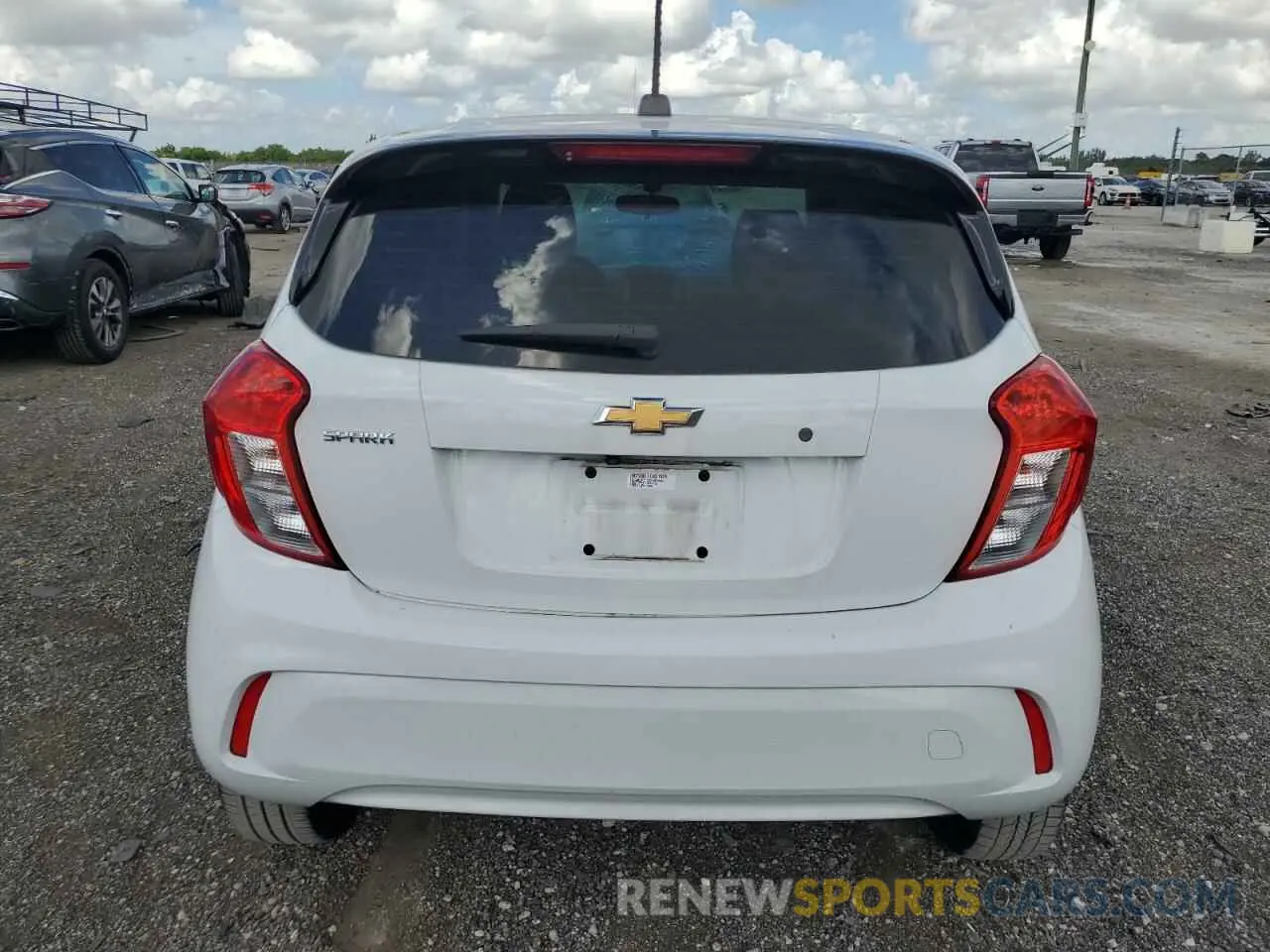 6 Фотография поврежденного автомобиля KL8CB6SA8LC421928 CHEVROLET SPARK 2020