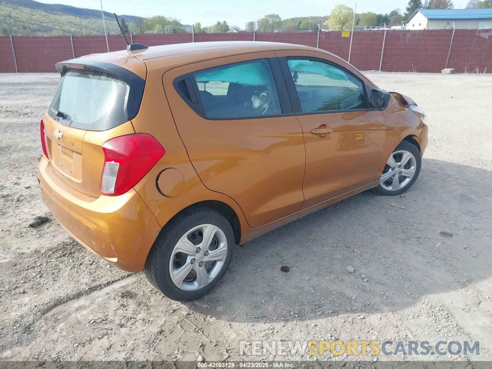4 Фотография поврежденного автомобиля KL8CB6SA8LC453066 CHEVROLET SPARK 2020