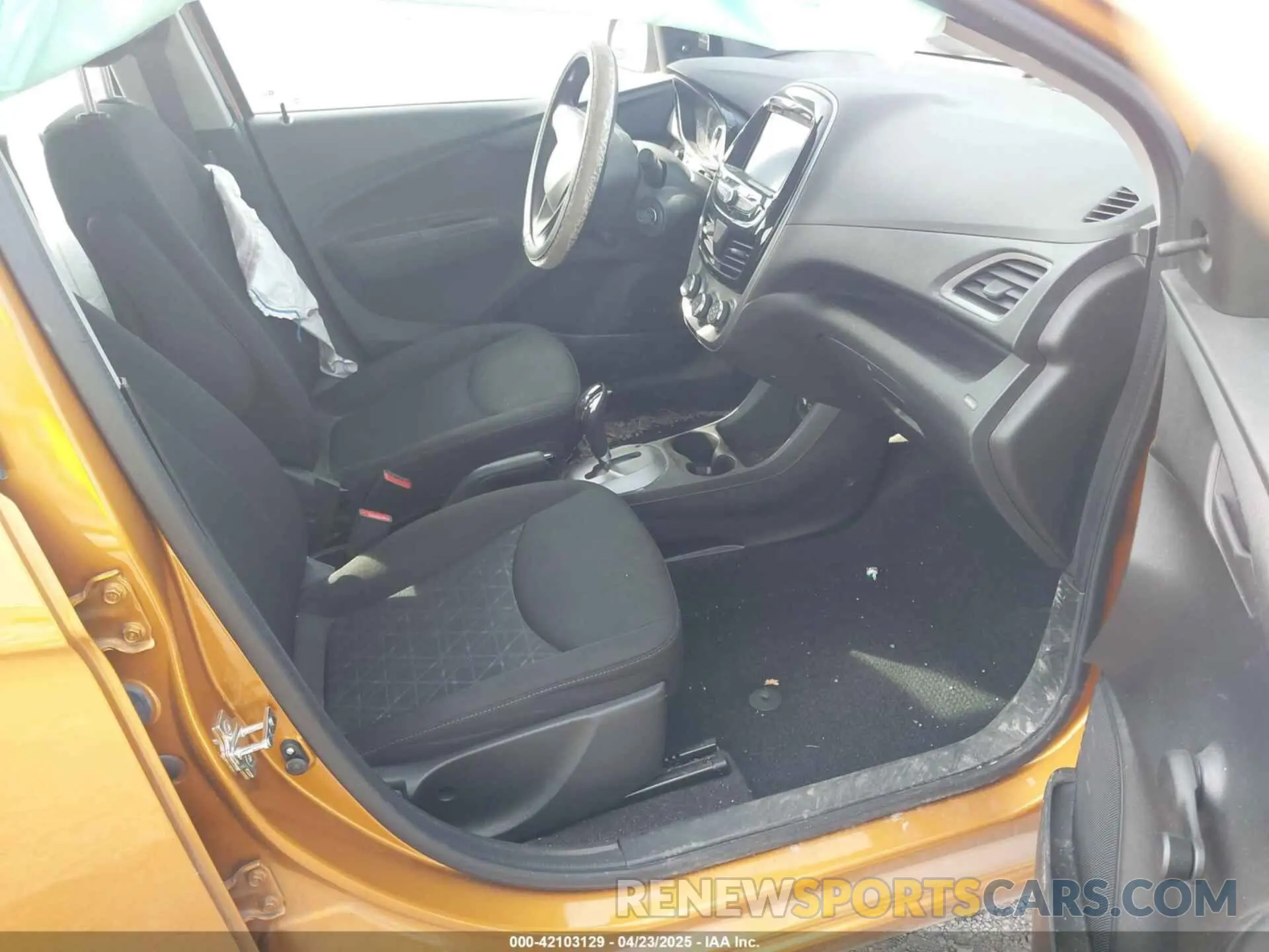 5 Фотография поврежденного автомобиля KL8CB6SA8LC453066 CHEVROLET SPARK 2020