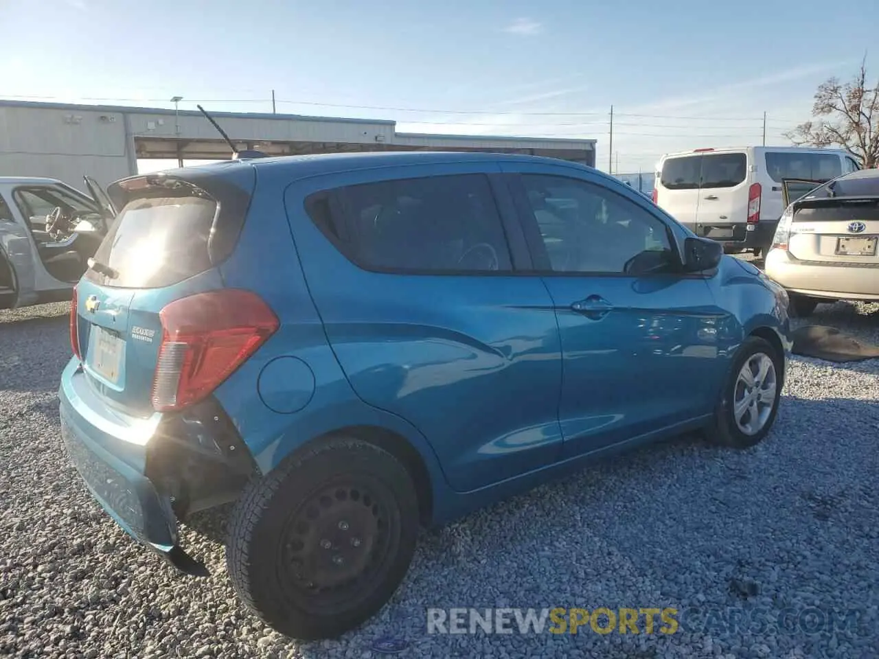 3 Фотография поврежденного автомобиля KL8CB6SA8LC467484 CHEVROLET SPARK 2020