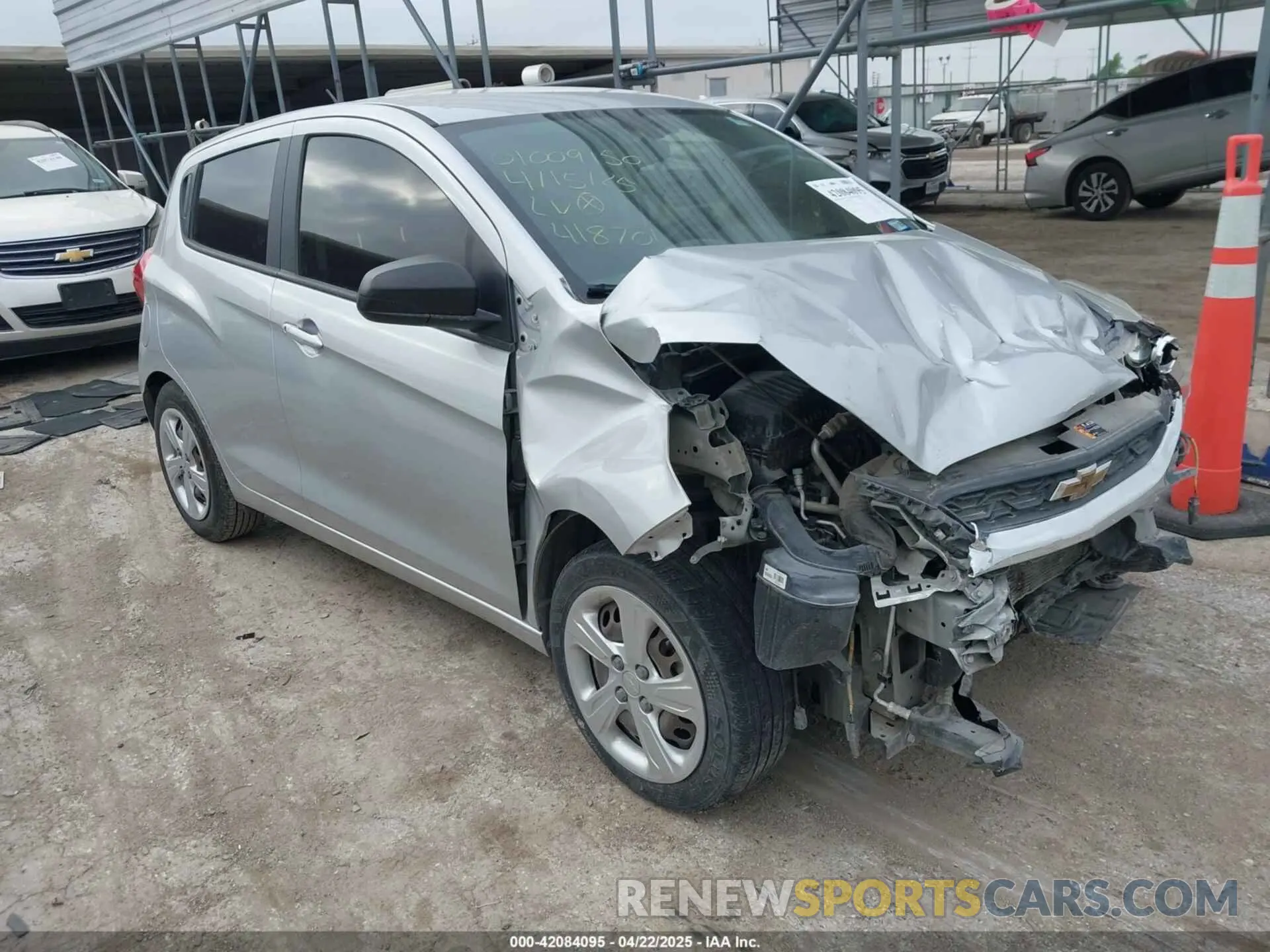 1 Photograph of a damaged car KL8CB6SA9LC418701 CHEVROLET SPARK 2020