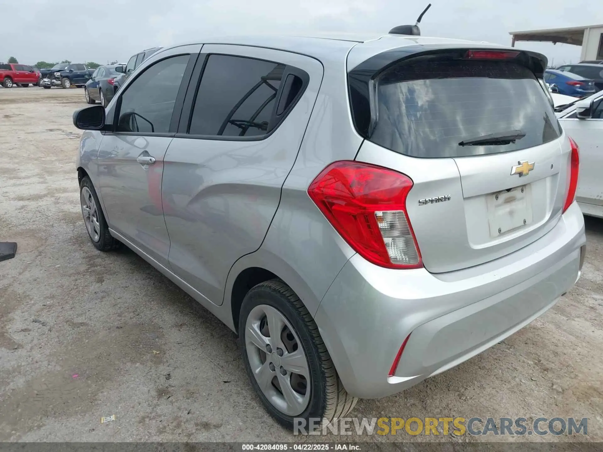 3 Photograph of a damaged car KL8CB6SA9LC418701 CHEVROLET SPARK 2020
