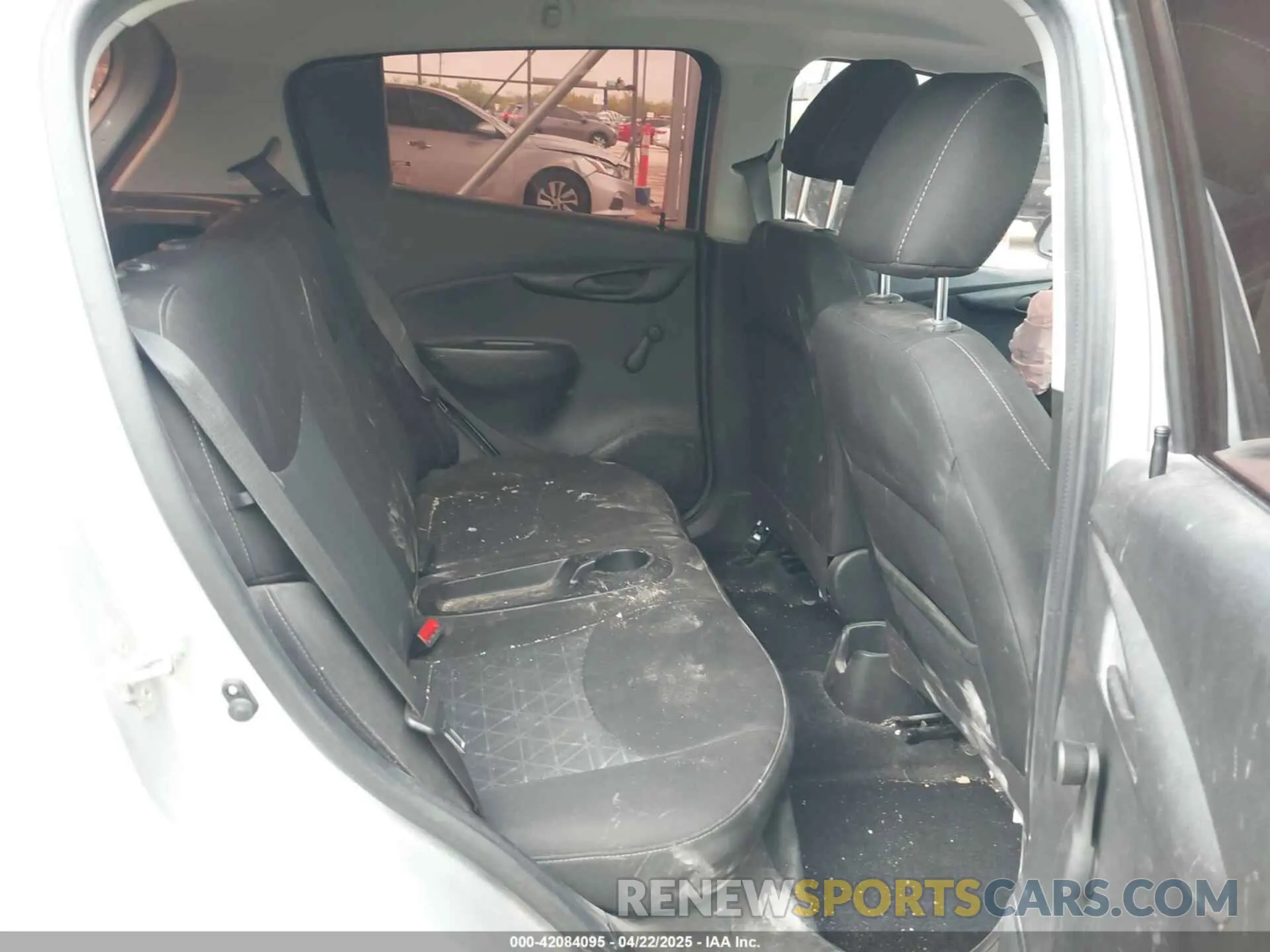 8 Photograph of a damaged car KL8CB6SA9LC418701 CHEVROLET SPARK 2020